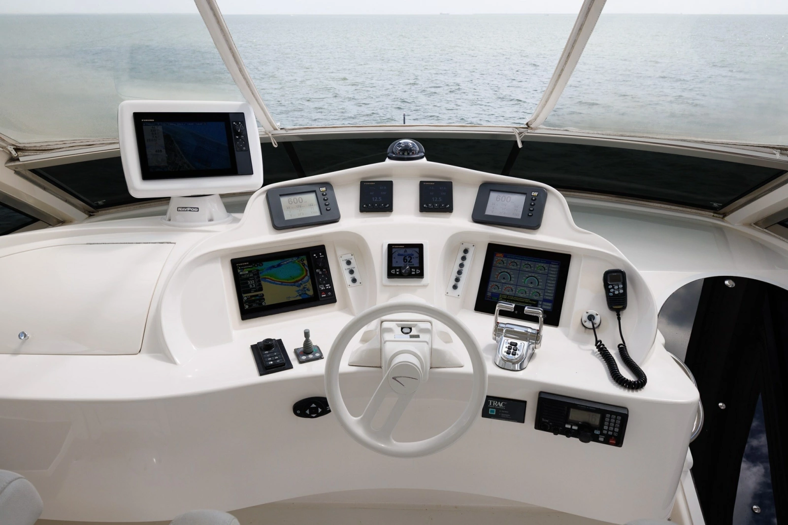 2007 Lazzara Yachts 74 MOTOR YACHT