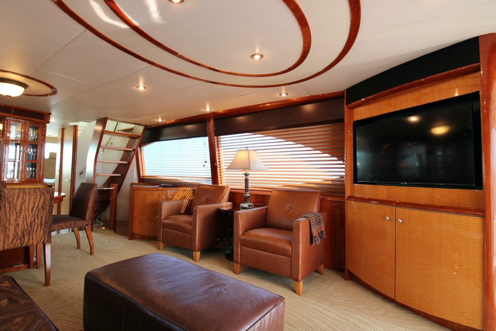 2007 Lazzara Yachts 74 MOTOR YACHT