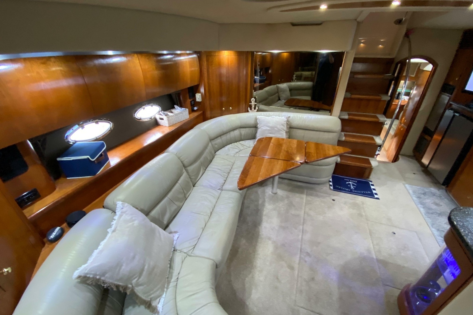 2006 Cruisers Yachts 520 Express