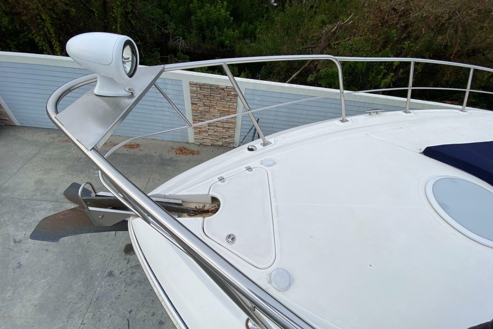 2006 Cruisers Yachts 520 Express