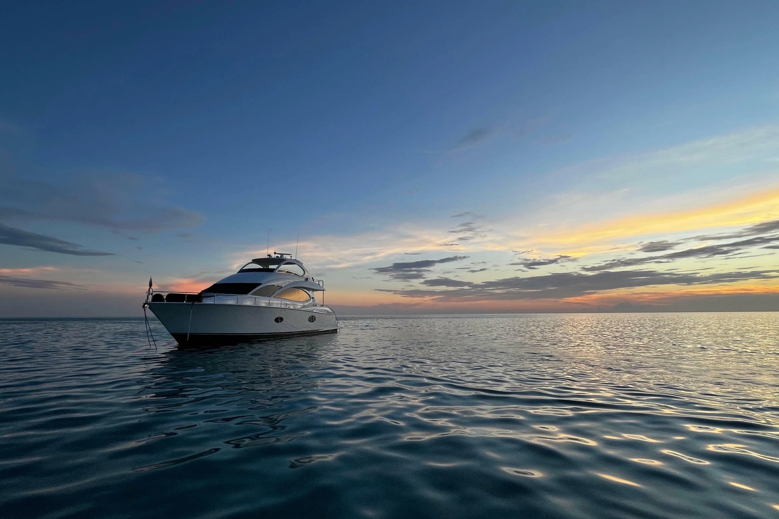 2006 Lazzara Yachts 68 Motoryacht