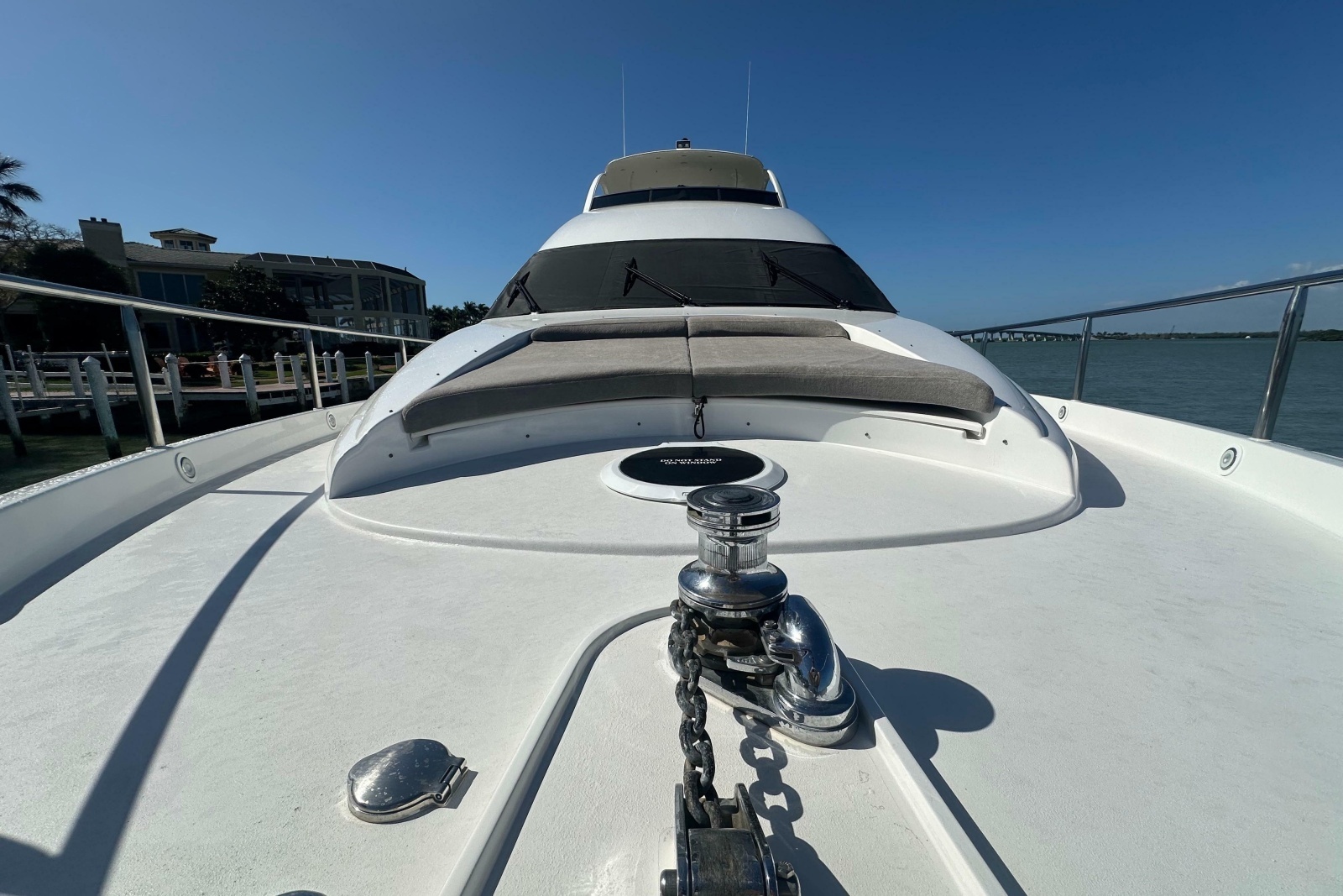 2006 Lazzara Yachts 68 Motoryacht