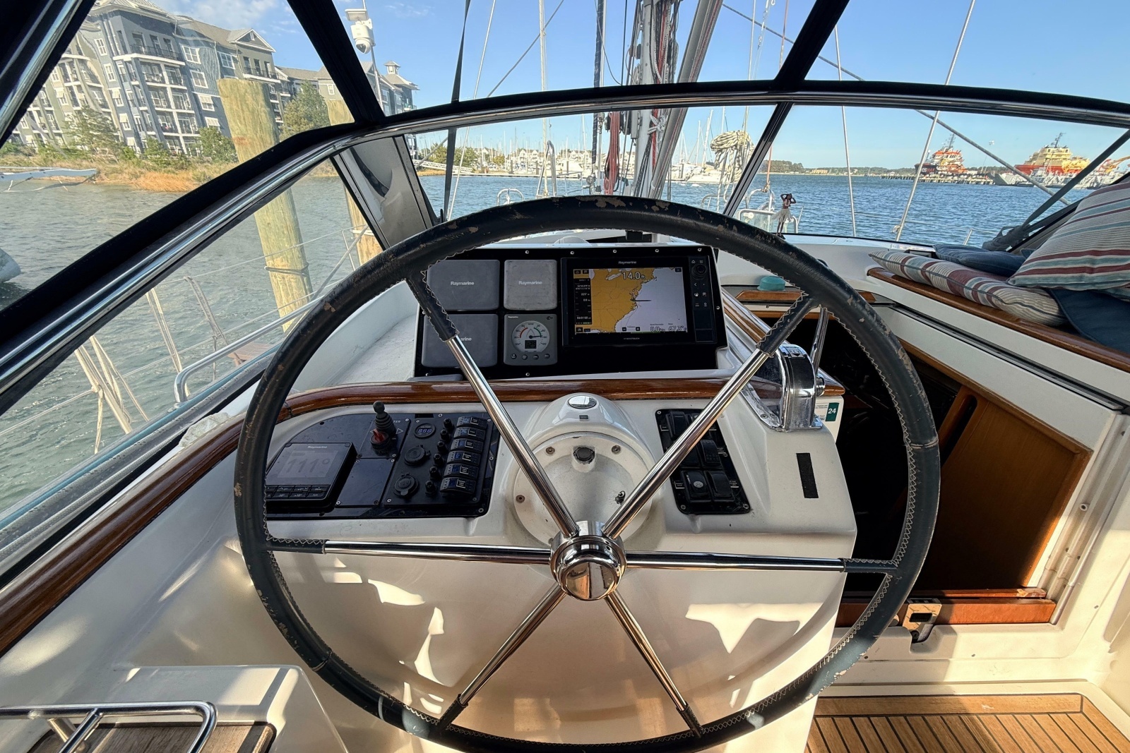2005 Beneteau 57