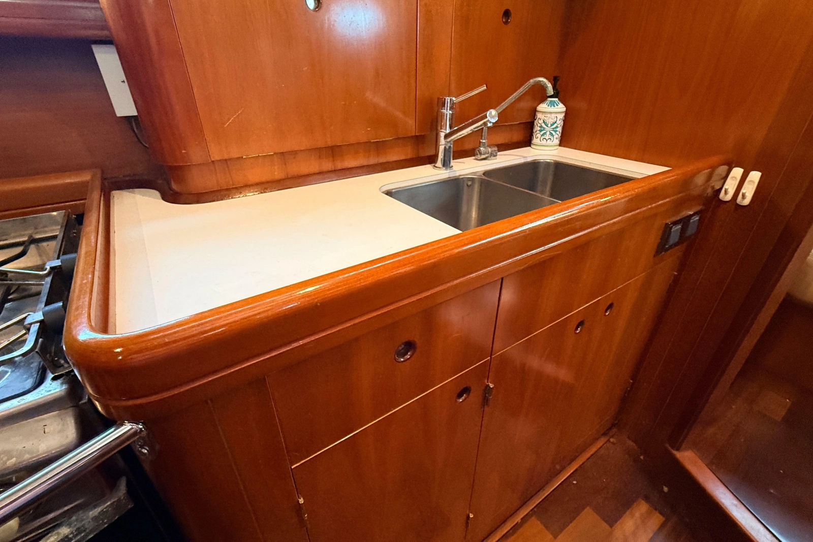 2005 Beneteau 57