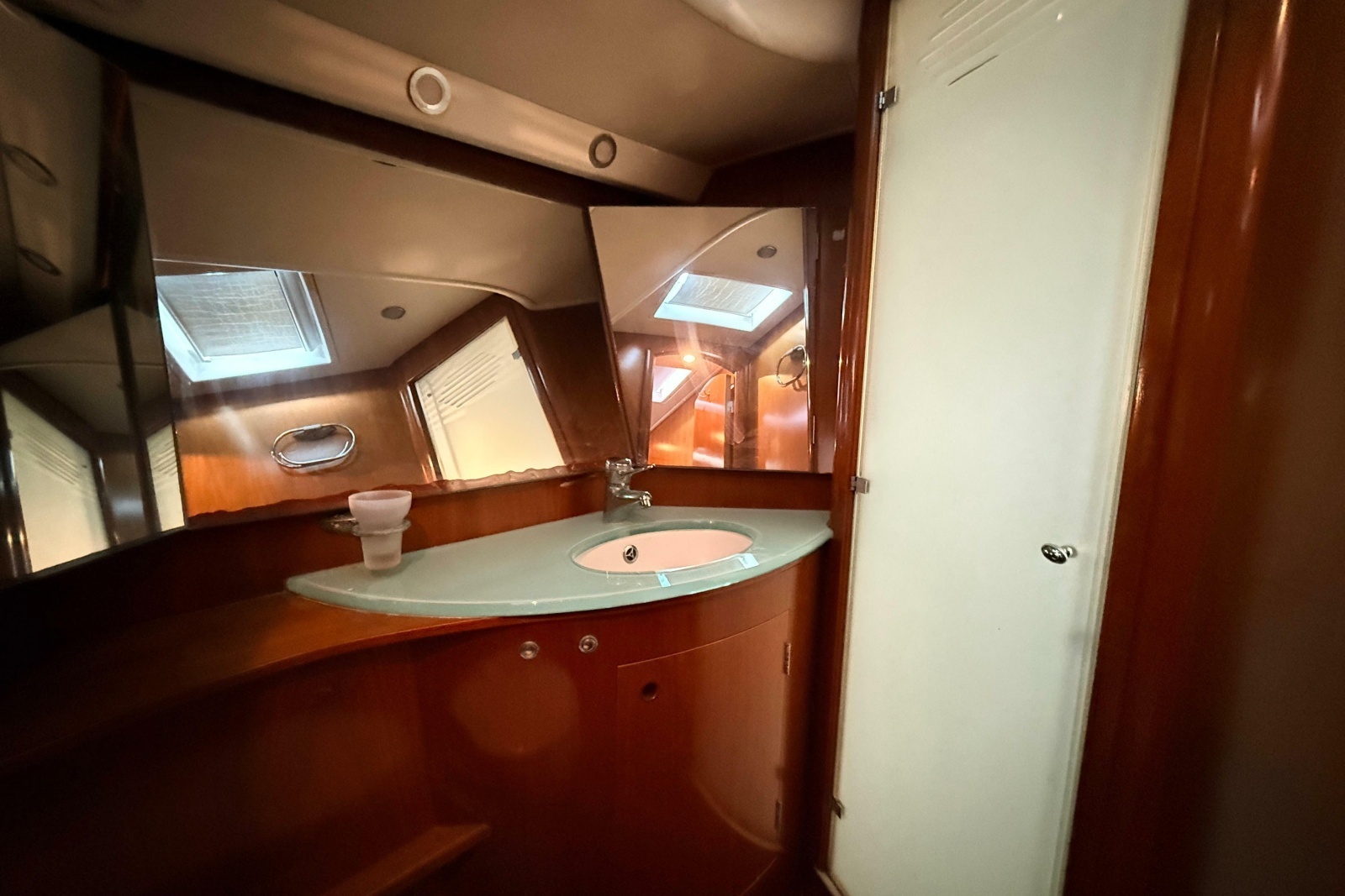 2005 Beneteau 57