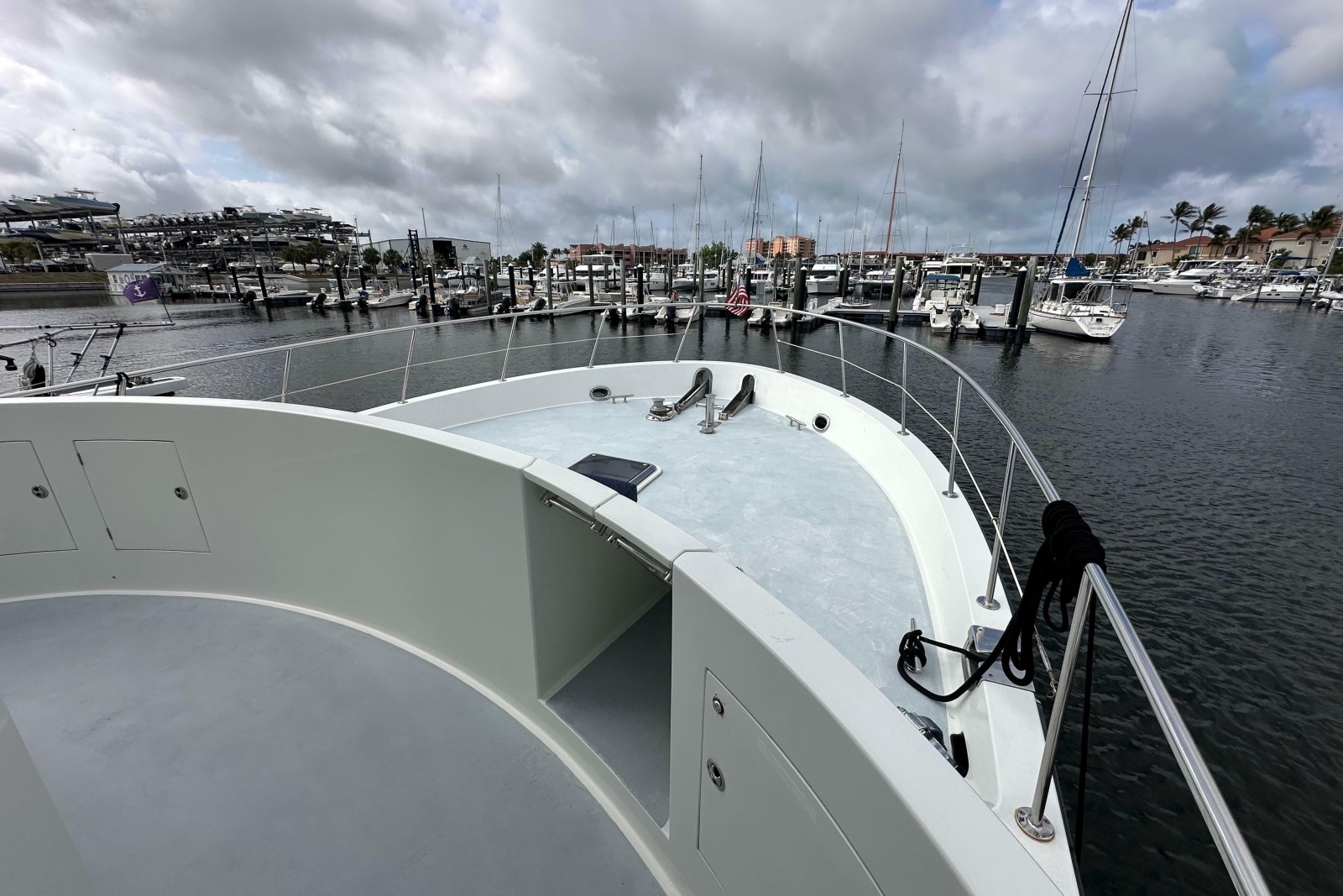 2005 Jefferson Pilothouse 63