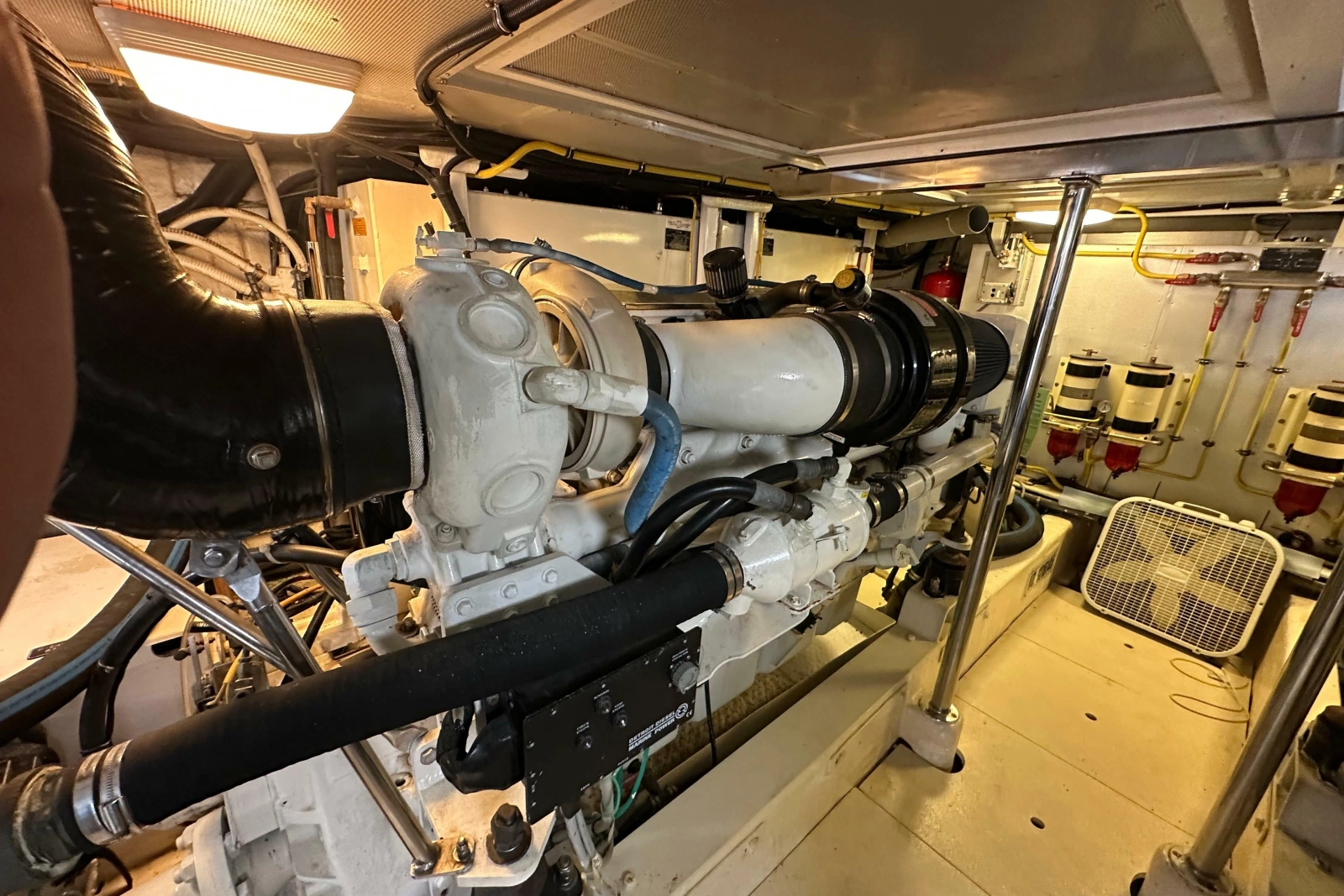 2005 Jefferson Pilothouse 63