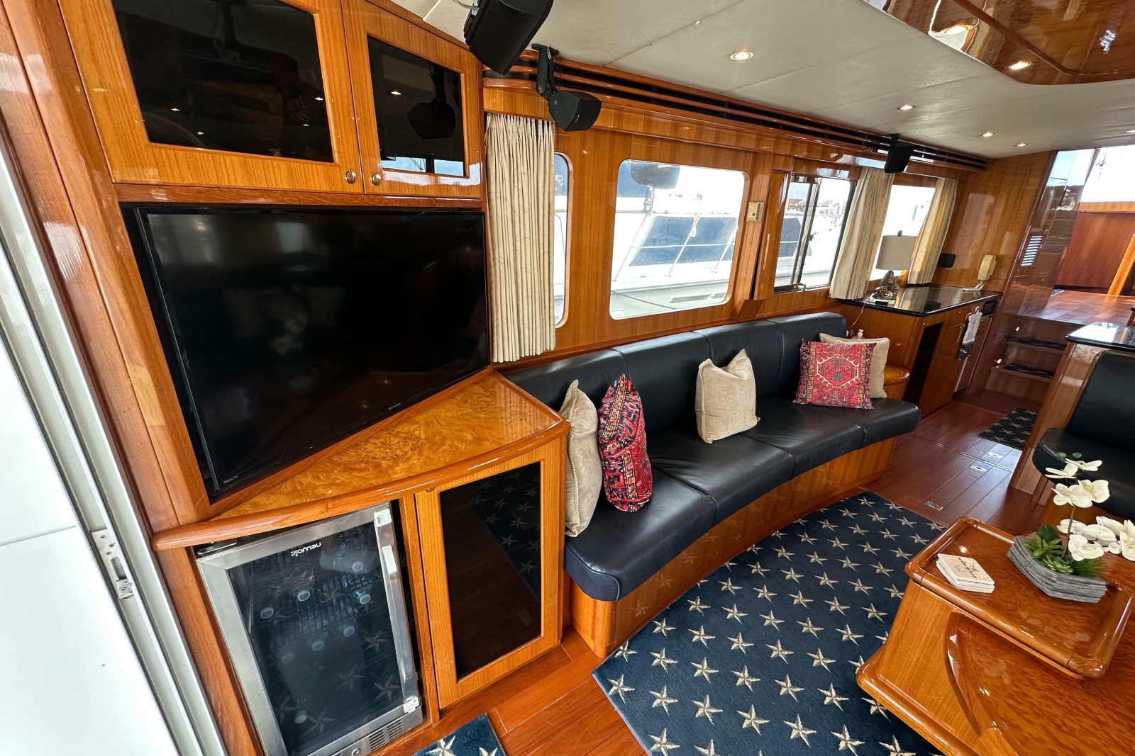 2005 Jefferson Pilothouse 63