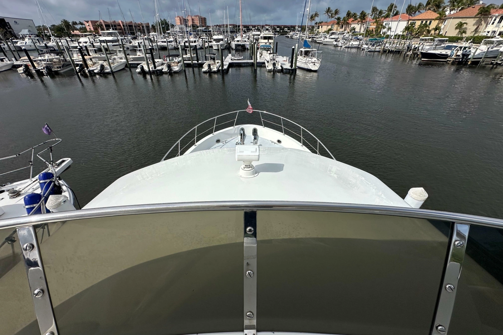 2005 Jefferson Pilothouse 63