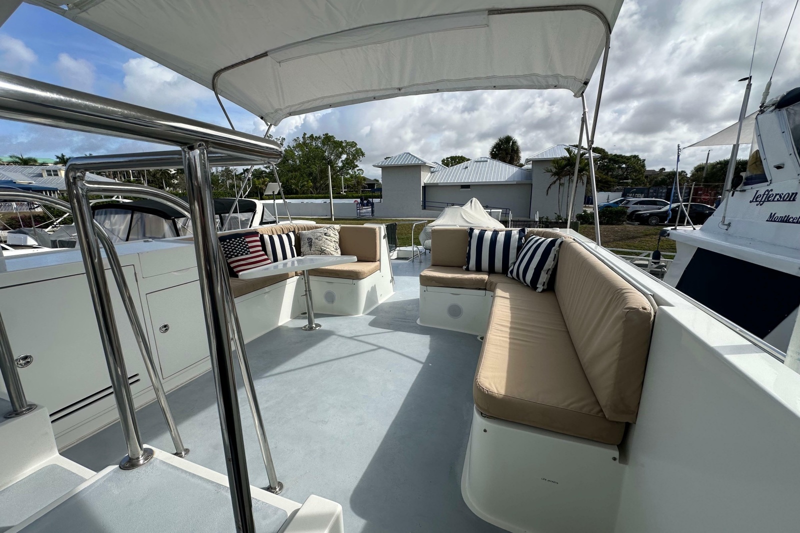 2005 Jefferson Pilothouse 63