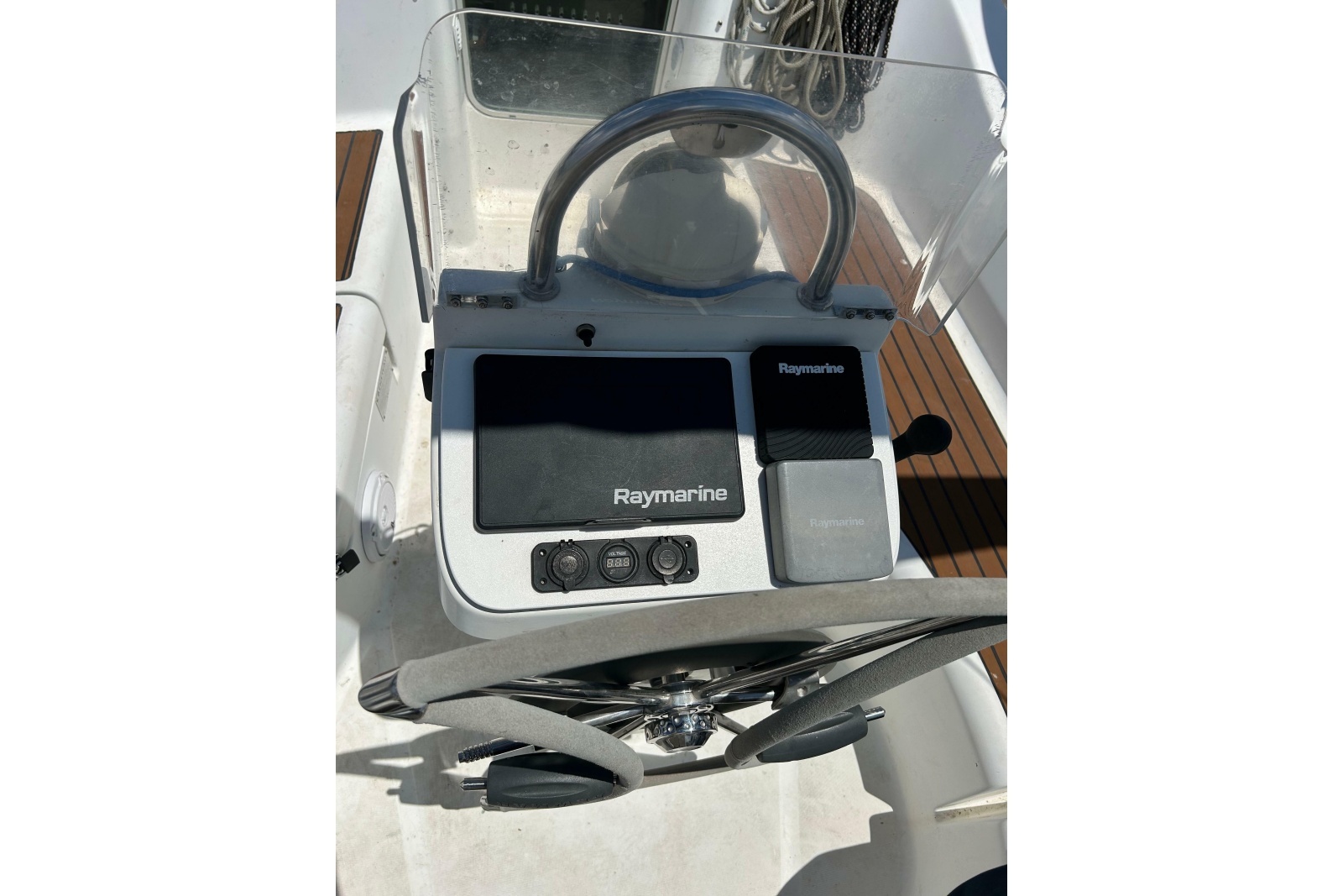 2004 Beneteau Oceanis Clipper 331