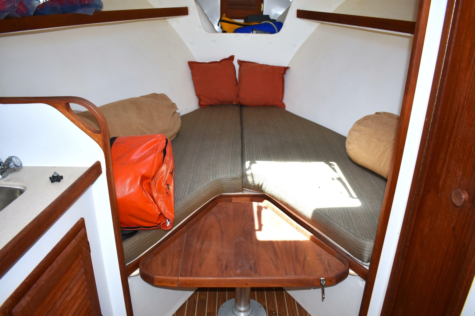 2004 Judge 34 Express
