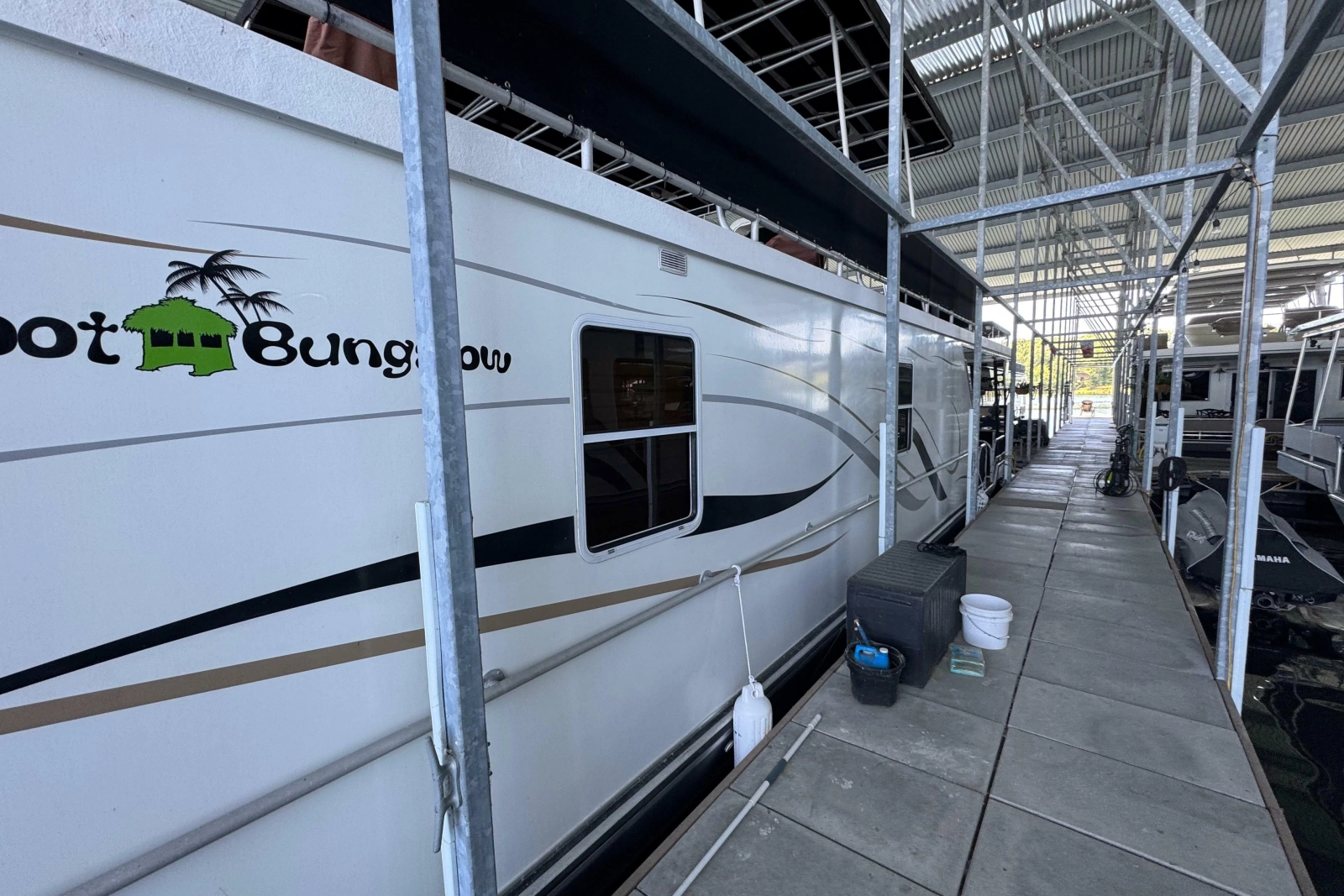 2004 Starlite 65x16