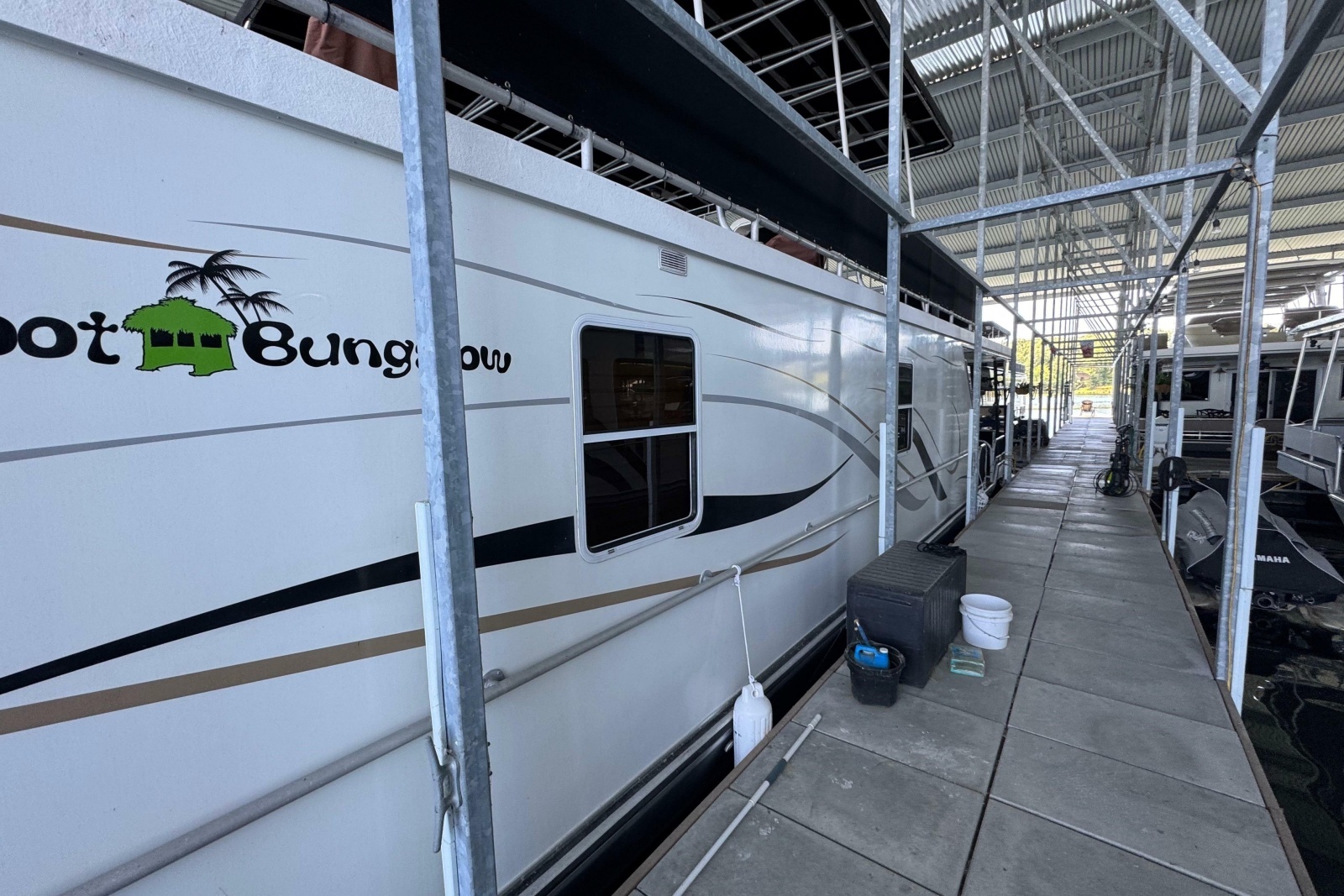 2004 Starlite 65x16