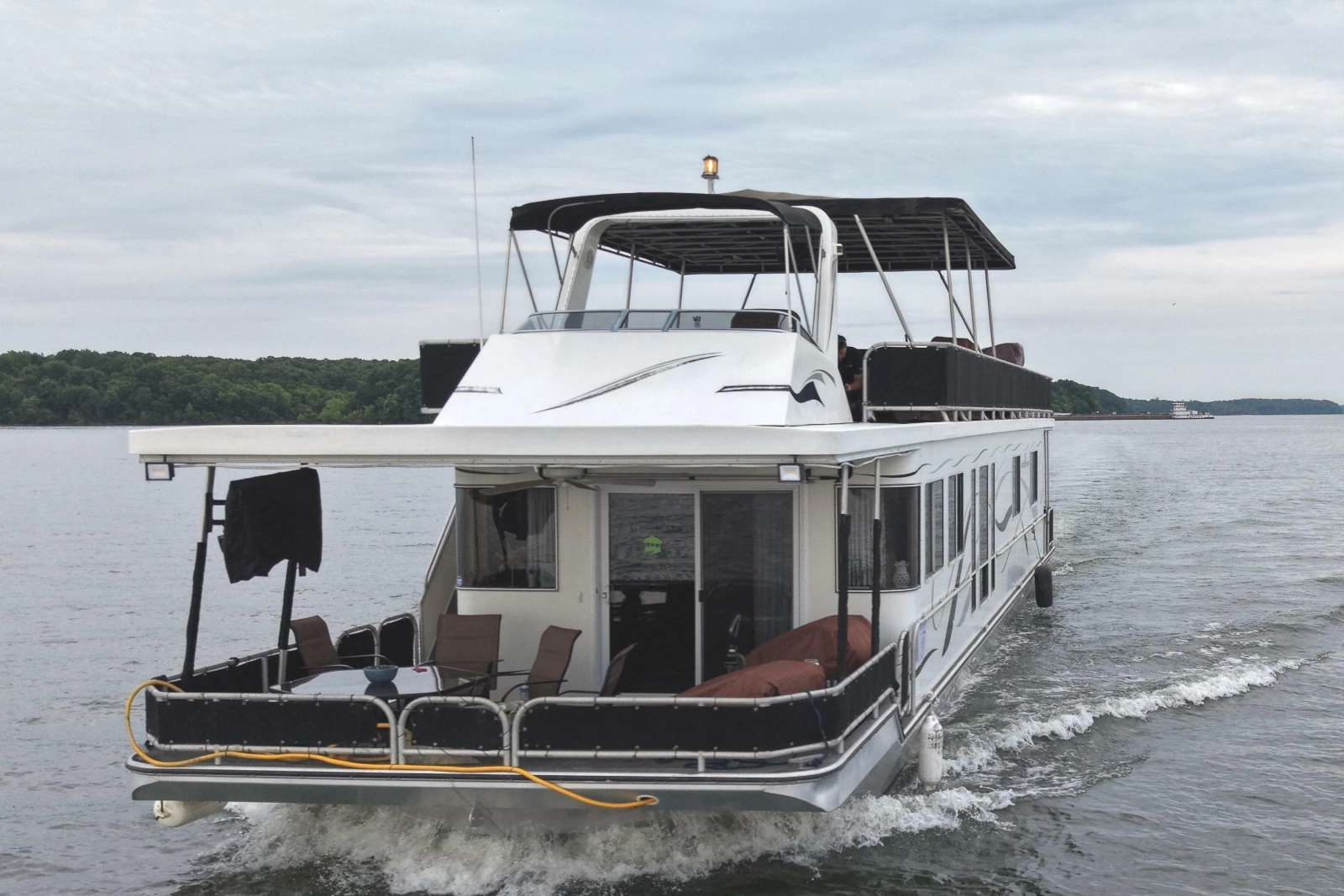 2004 Starlite 65x16