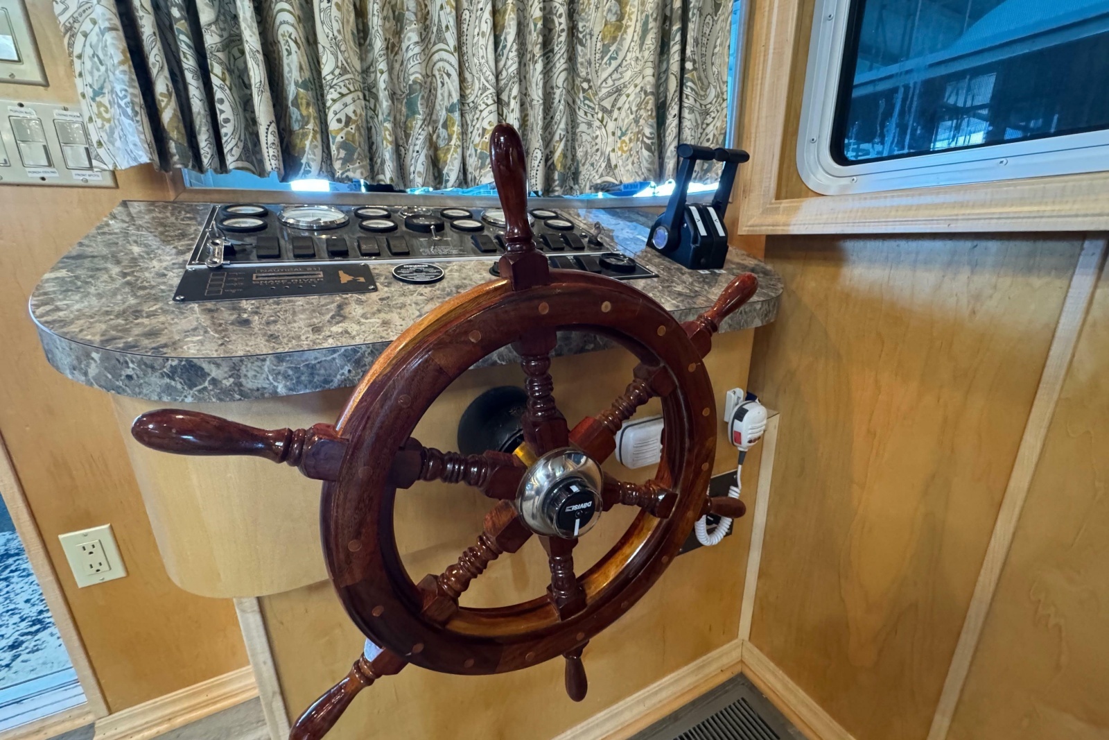 2004 Starlite 65x16