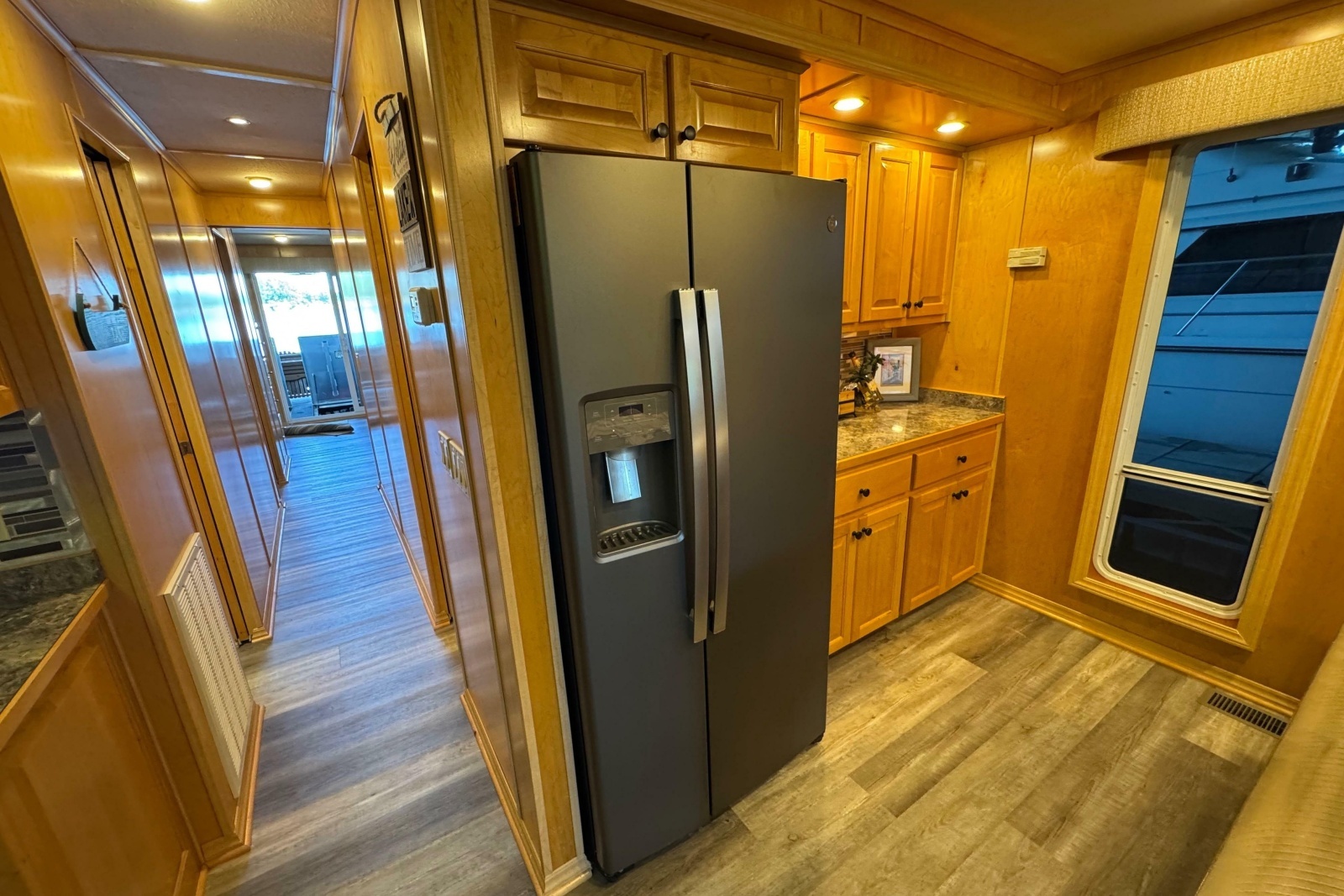 2004 Starlite 65x16