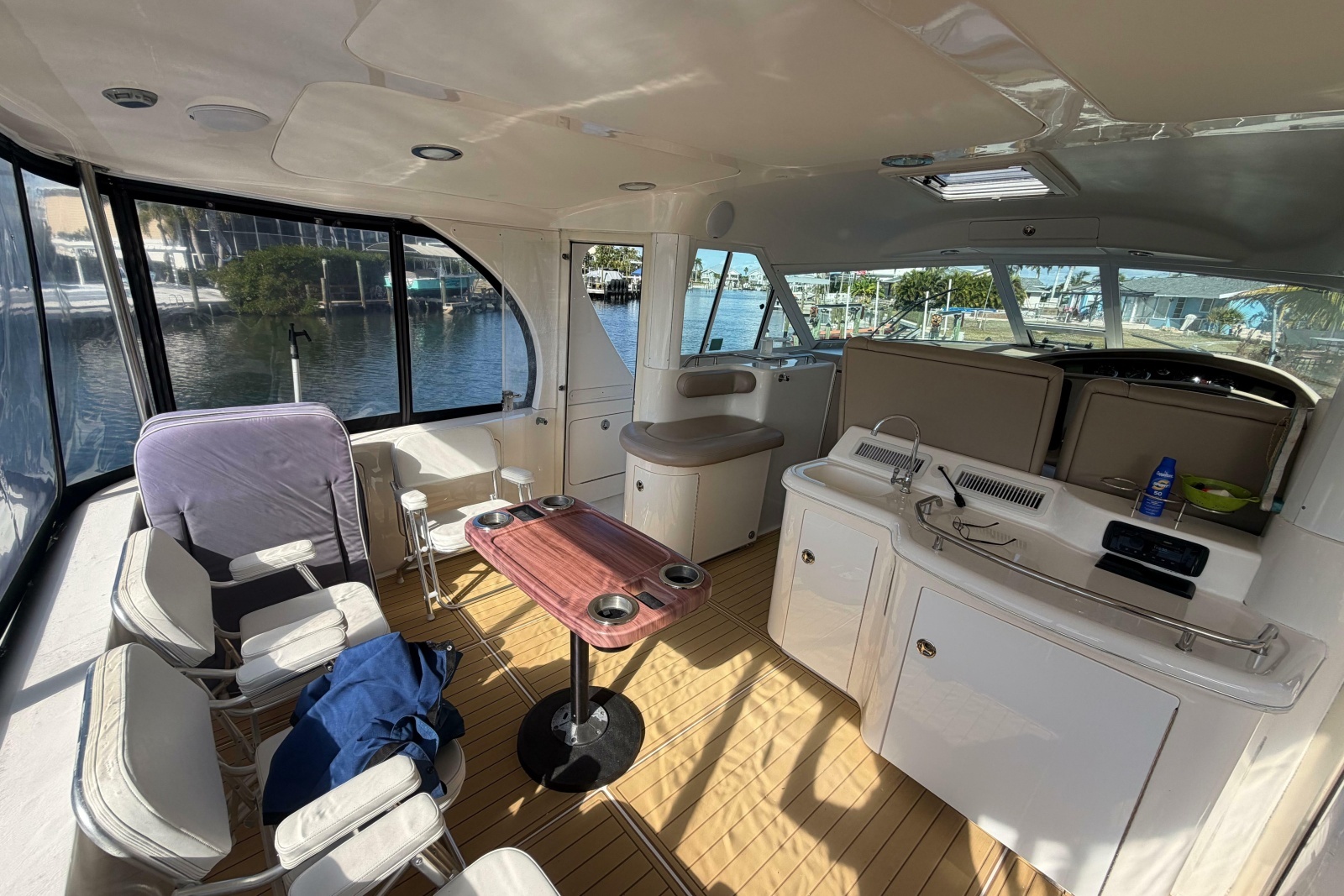 2002 Sea Ray 480 Motor Yacht