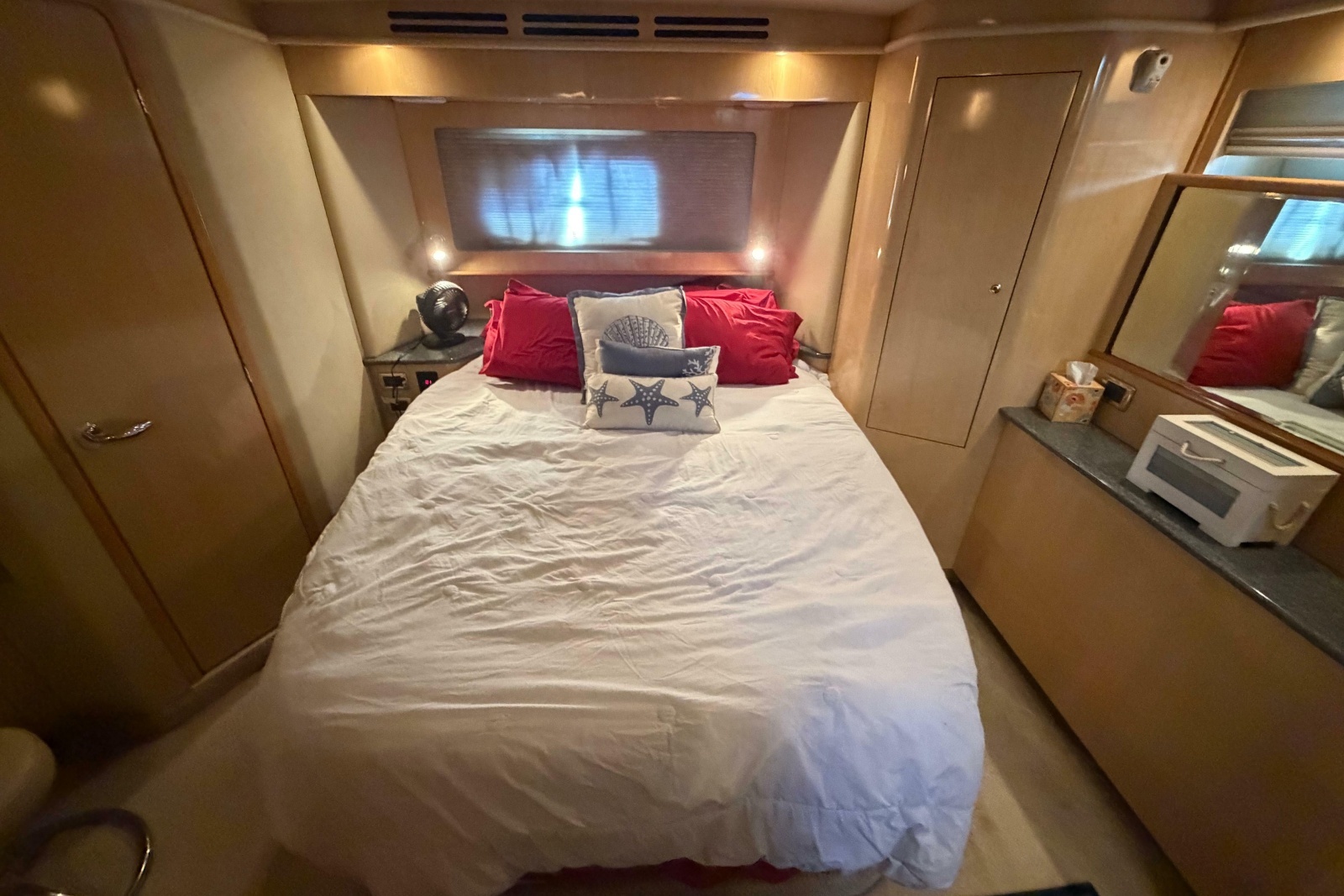 2002 Sea Ray 480 Motor Yacht