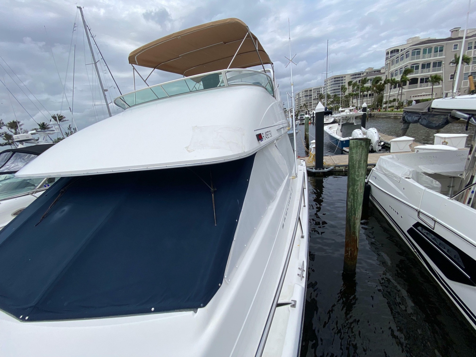 2001 Bayliner 3988 Motoryacht
