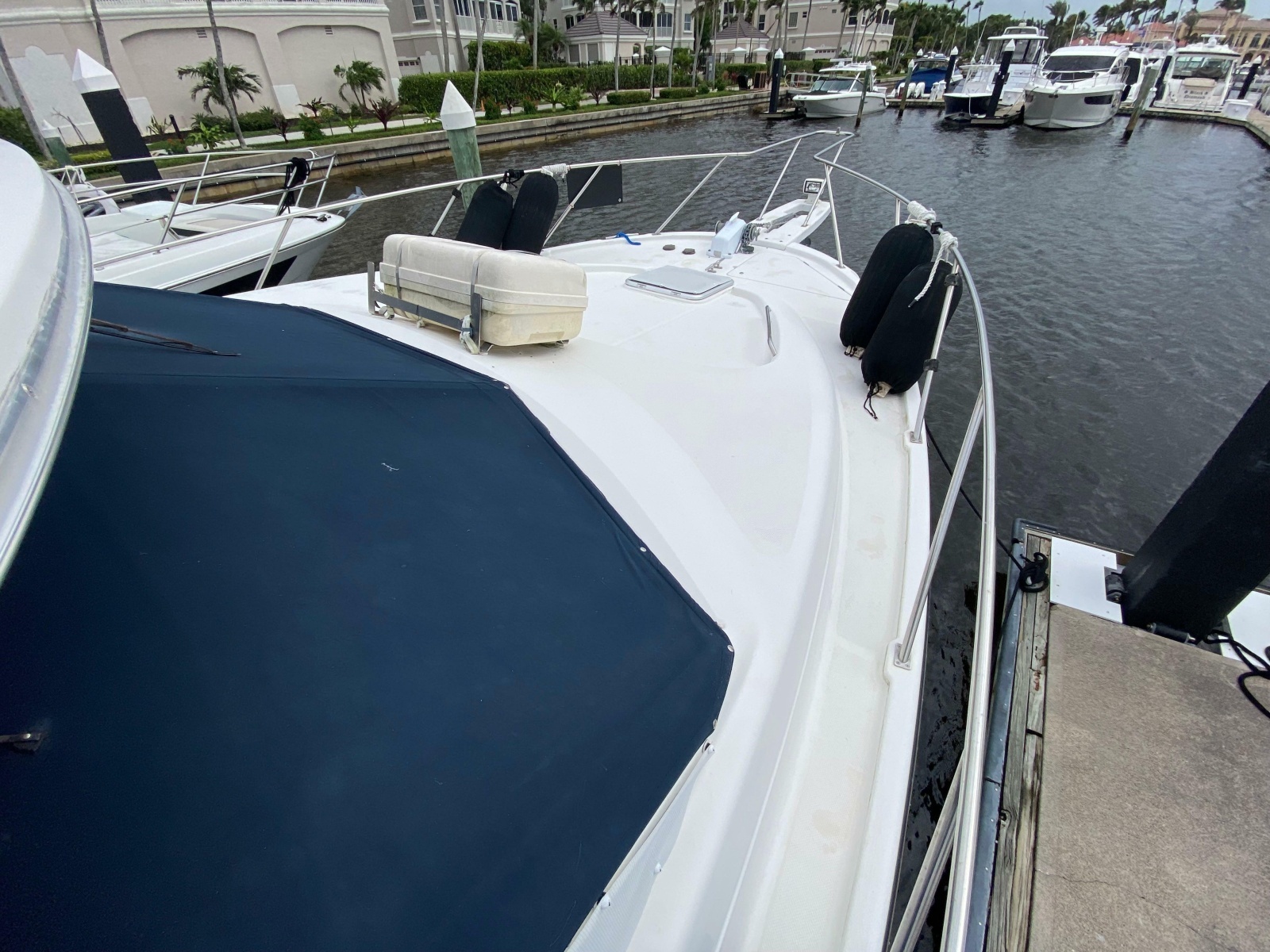 2001 Bayliner 3988 Motoryacht