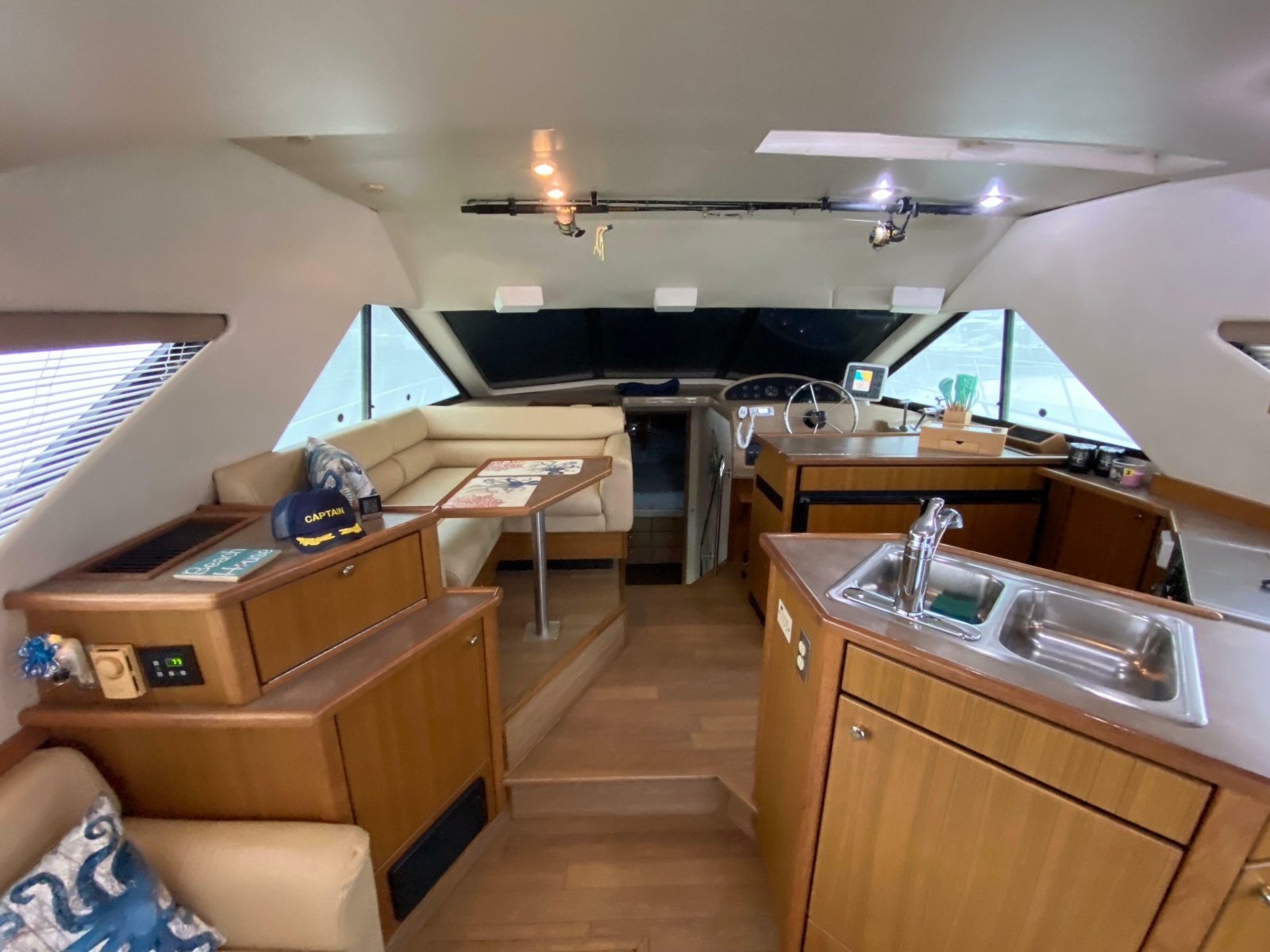 2001 Bayliner 3988 Motoryacht