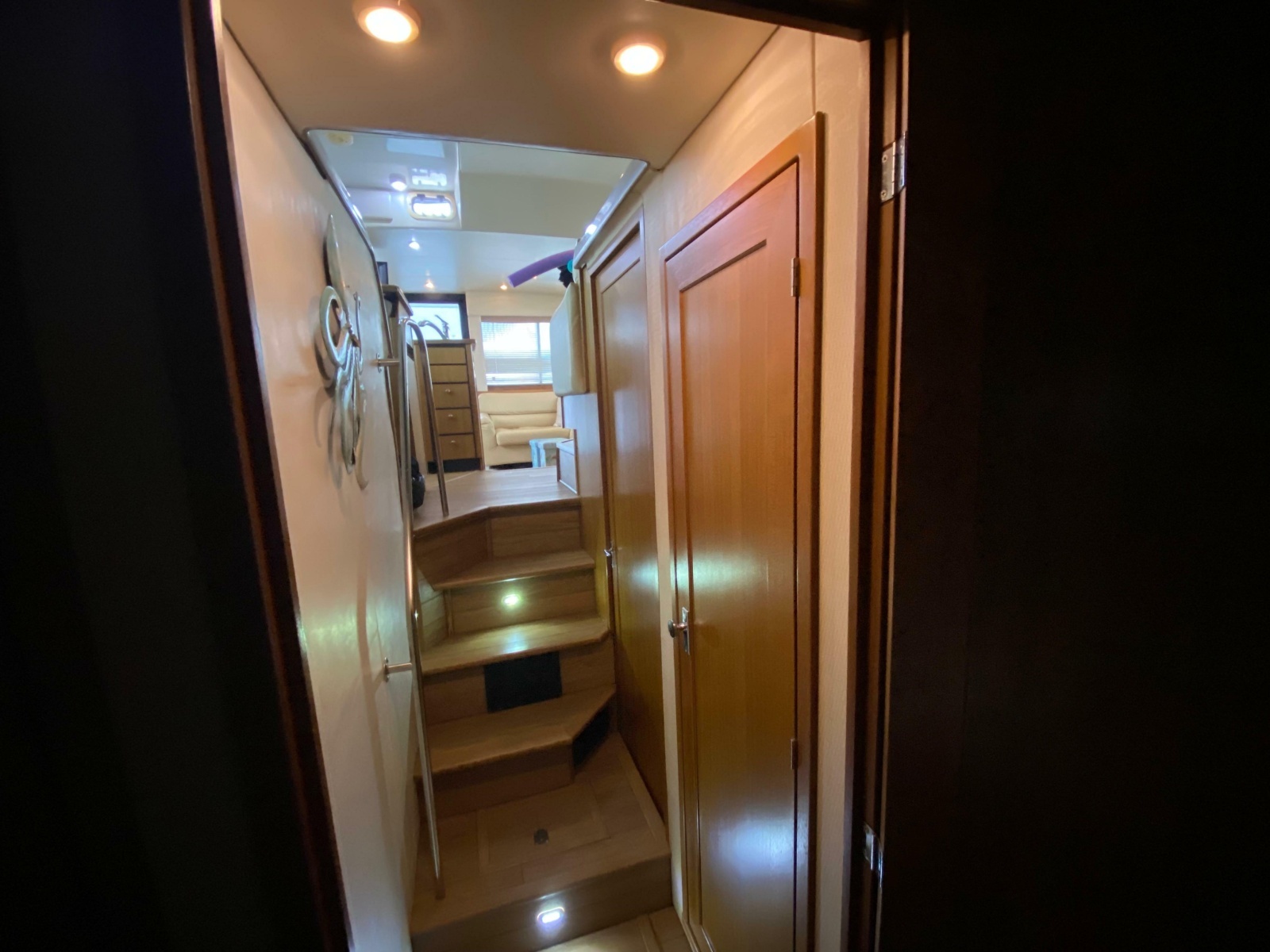 2001 Bayliner 3988 Motoryacht