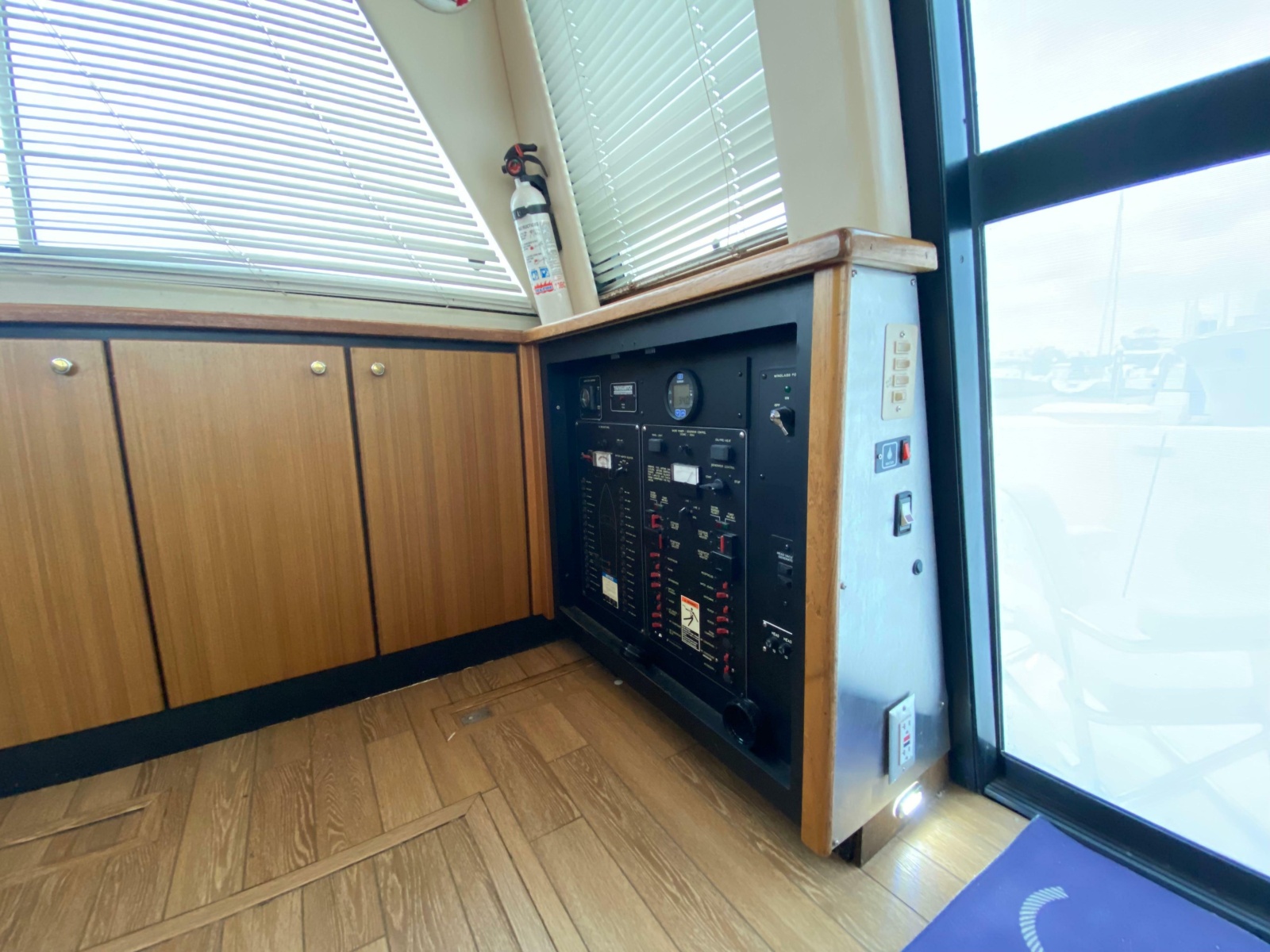 2001 Bayliner 3988 Motoryacht