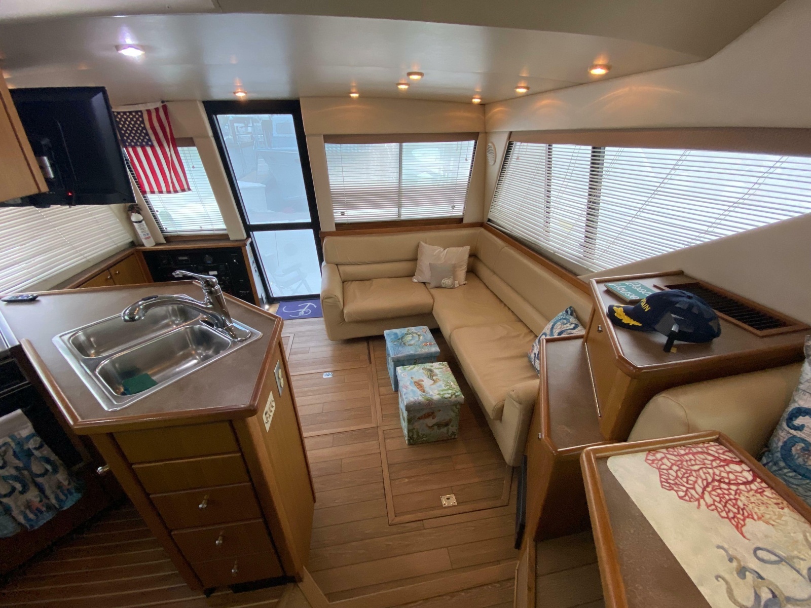2001 Bayliner 3988 Motoryacht