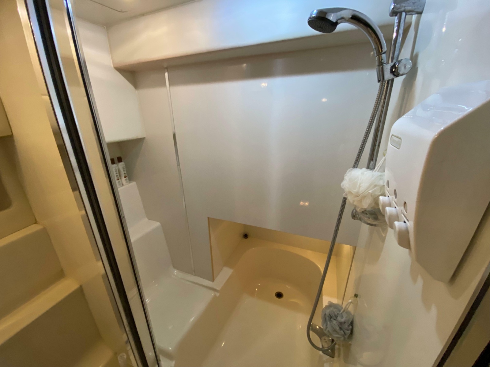 2001 Bayliner 3988 Motoryacht