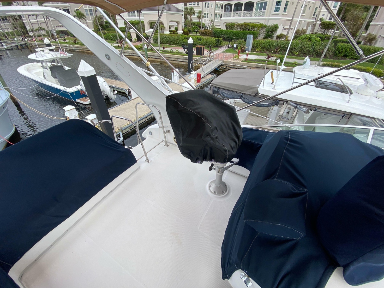 2001 Bayliner 3988 Motoryacht