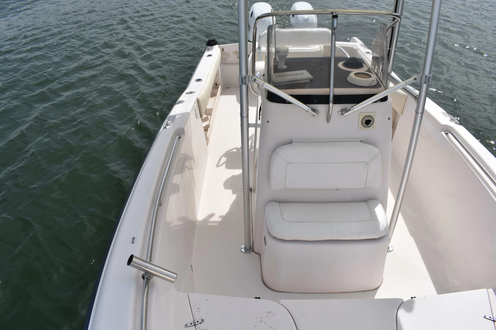 2001 Grady-White Advance 247