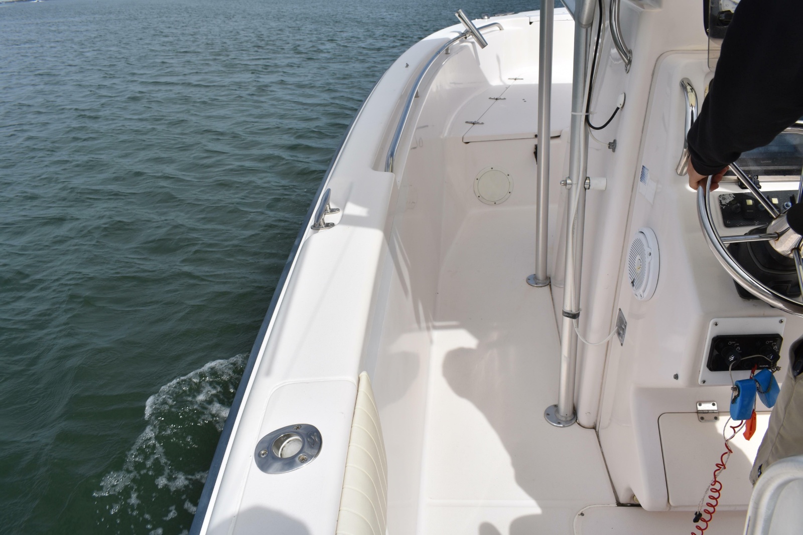 2001 Grady-White Advance 247