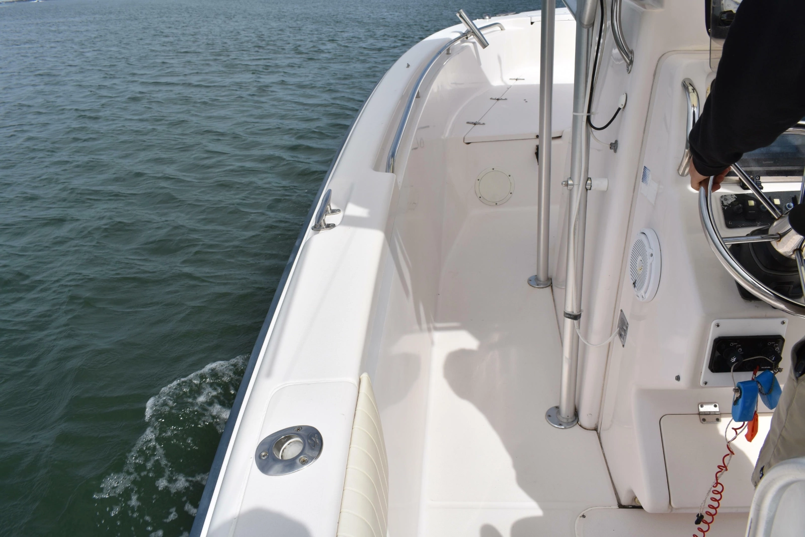 2001 Grady-White Advance 247