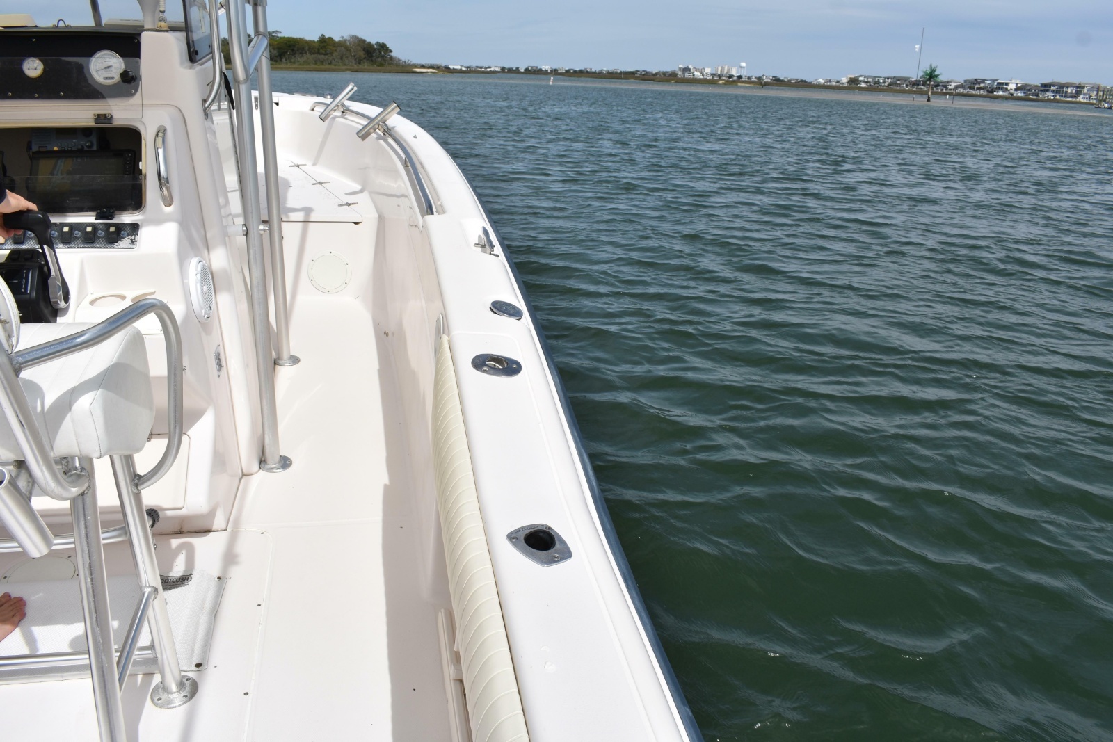 2001 Grady-White Advance 247