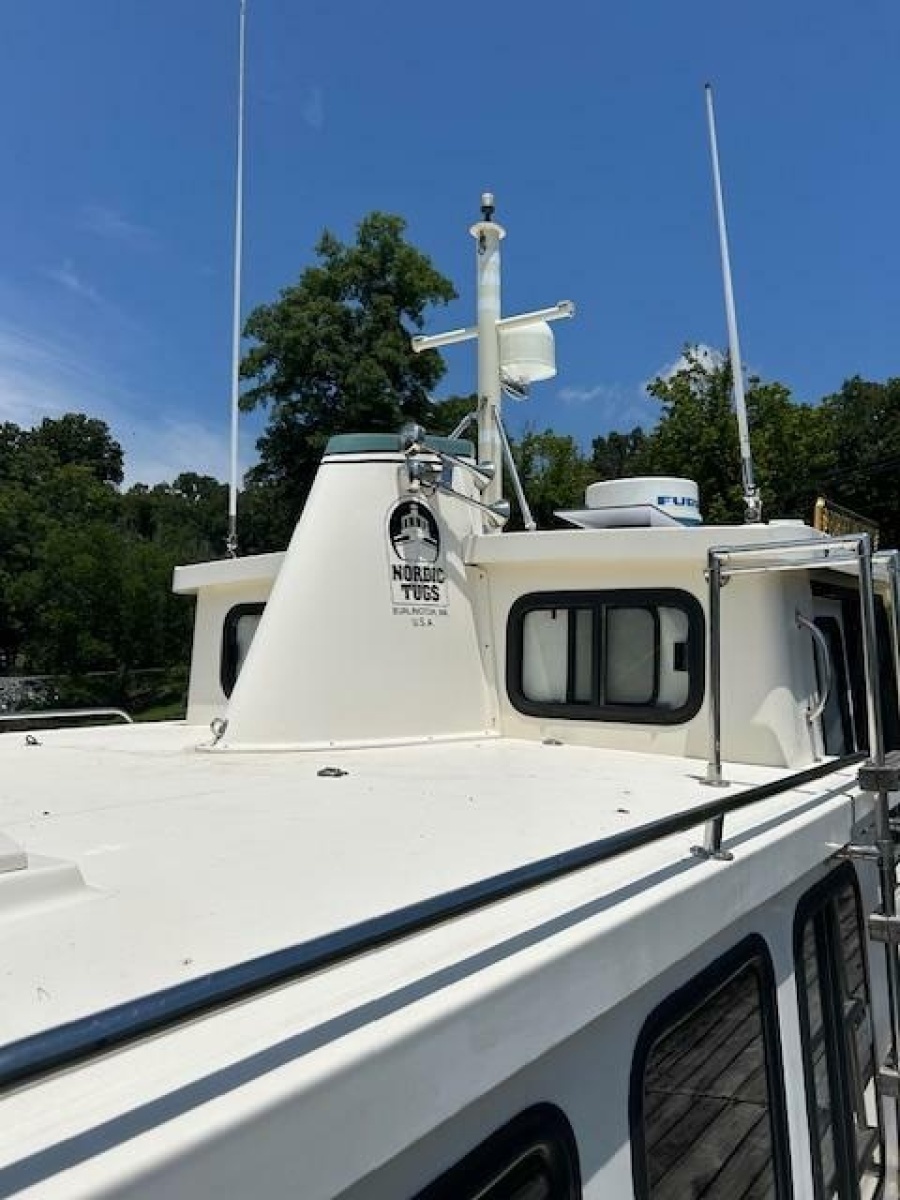 2001 Nordic Tugs 32