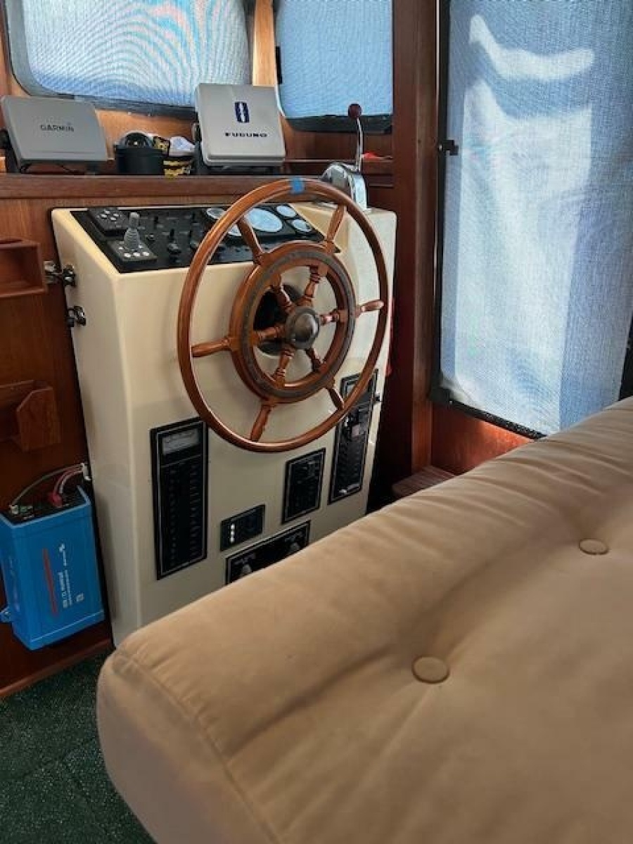 2001 Nordic Tugs 32