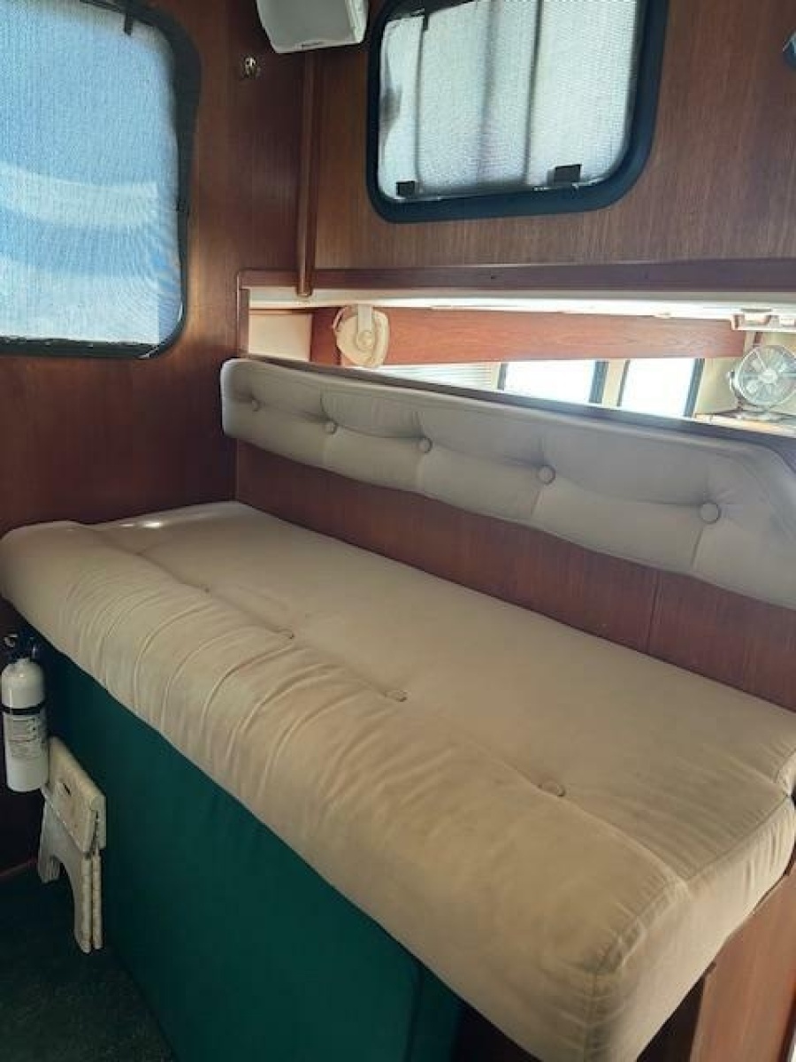2001 Nordic Tugs 32