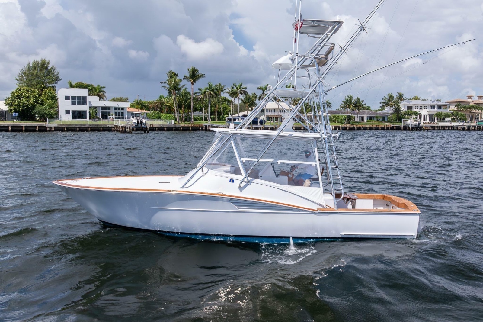 2001 Predator 35 Express