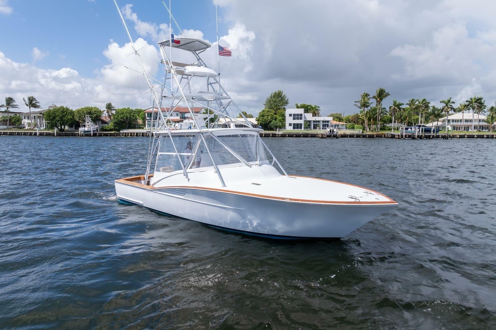 2001 Predator 35 Express