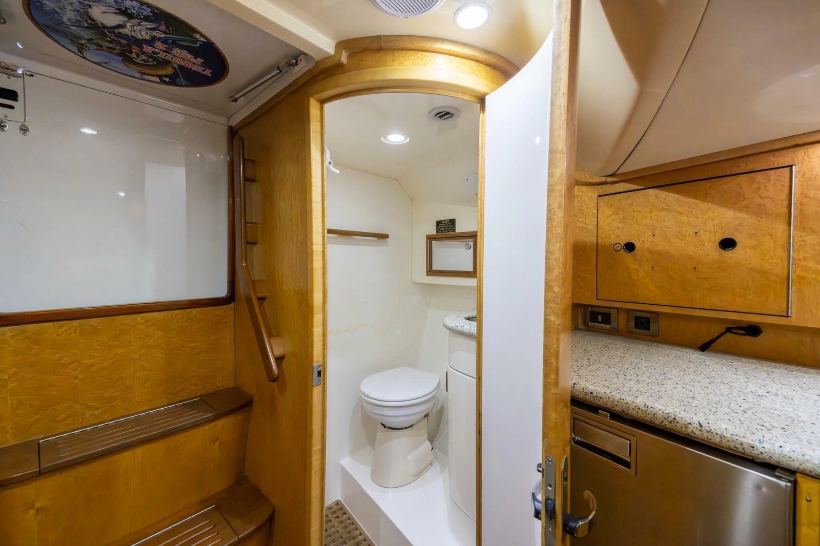 2001 Predator 35 Express
