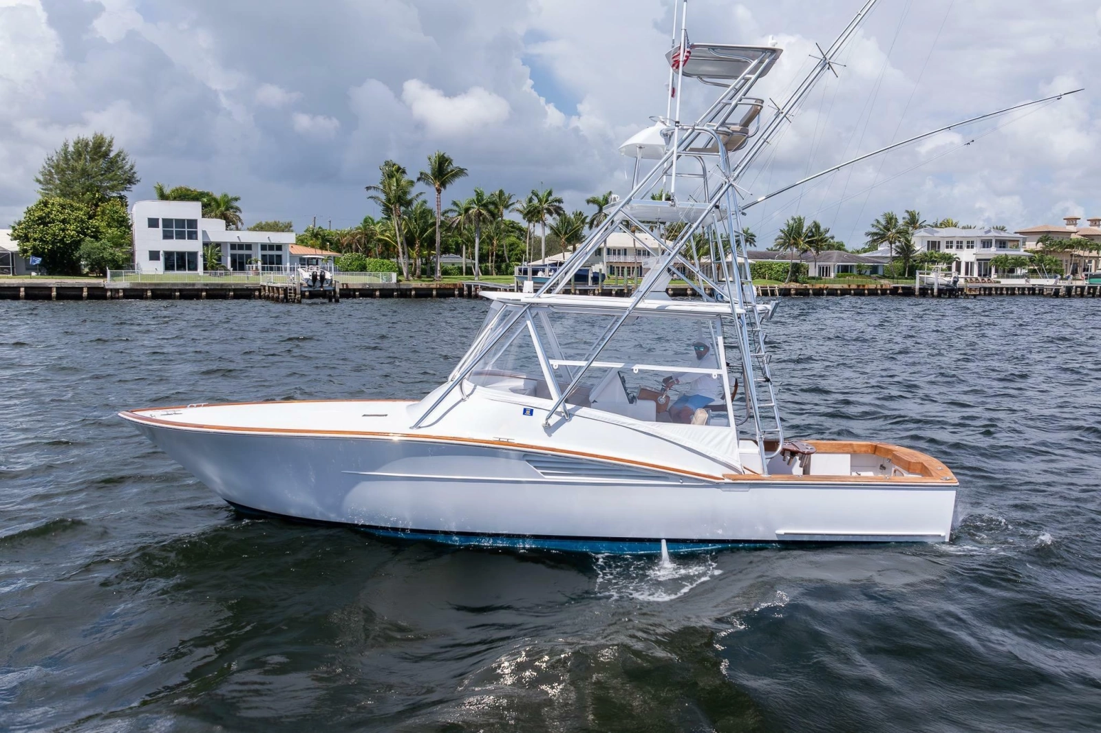 2001 Predator 35 Express