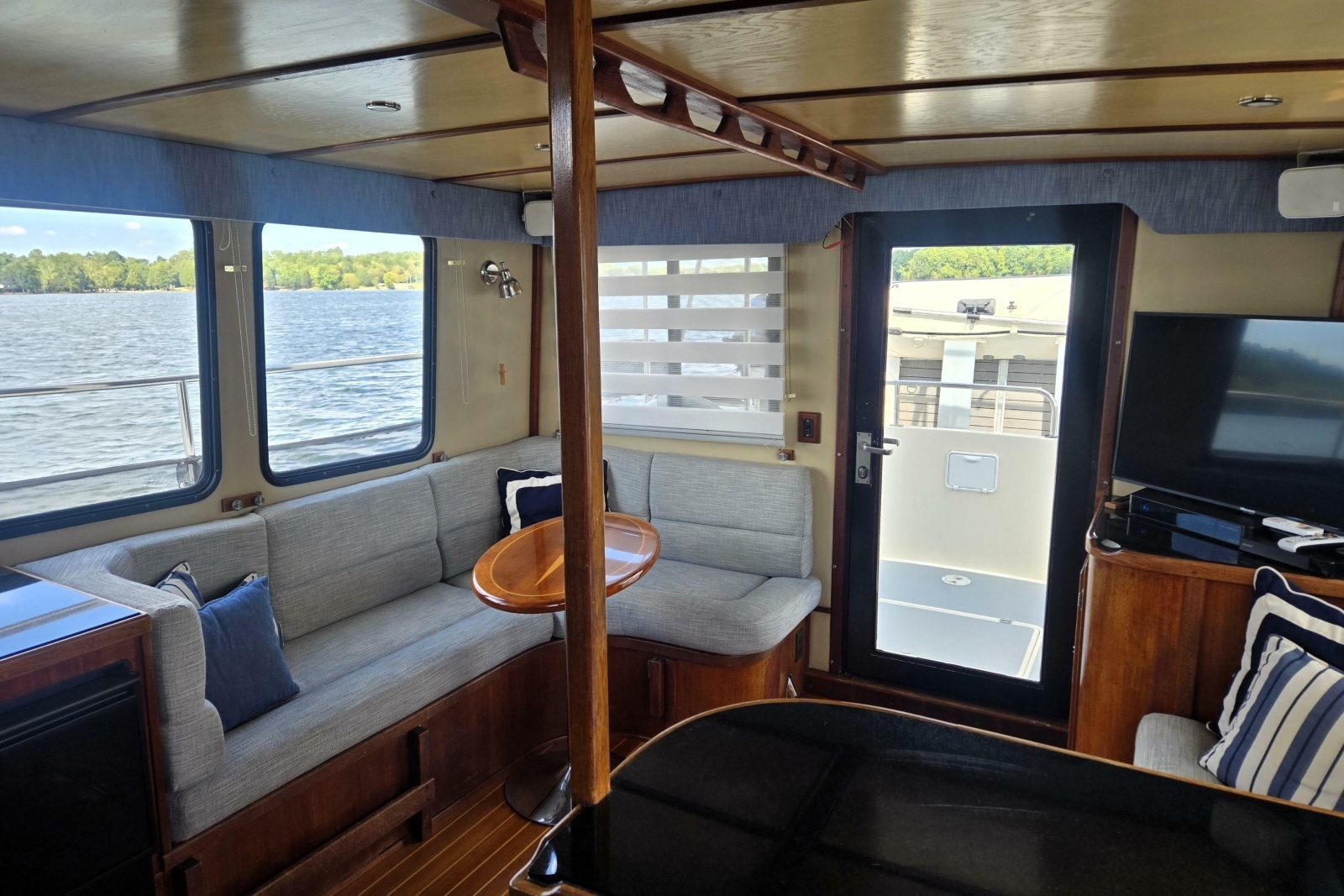 2000 Nordic Tugs 42
