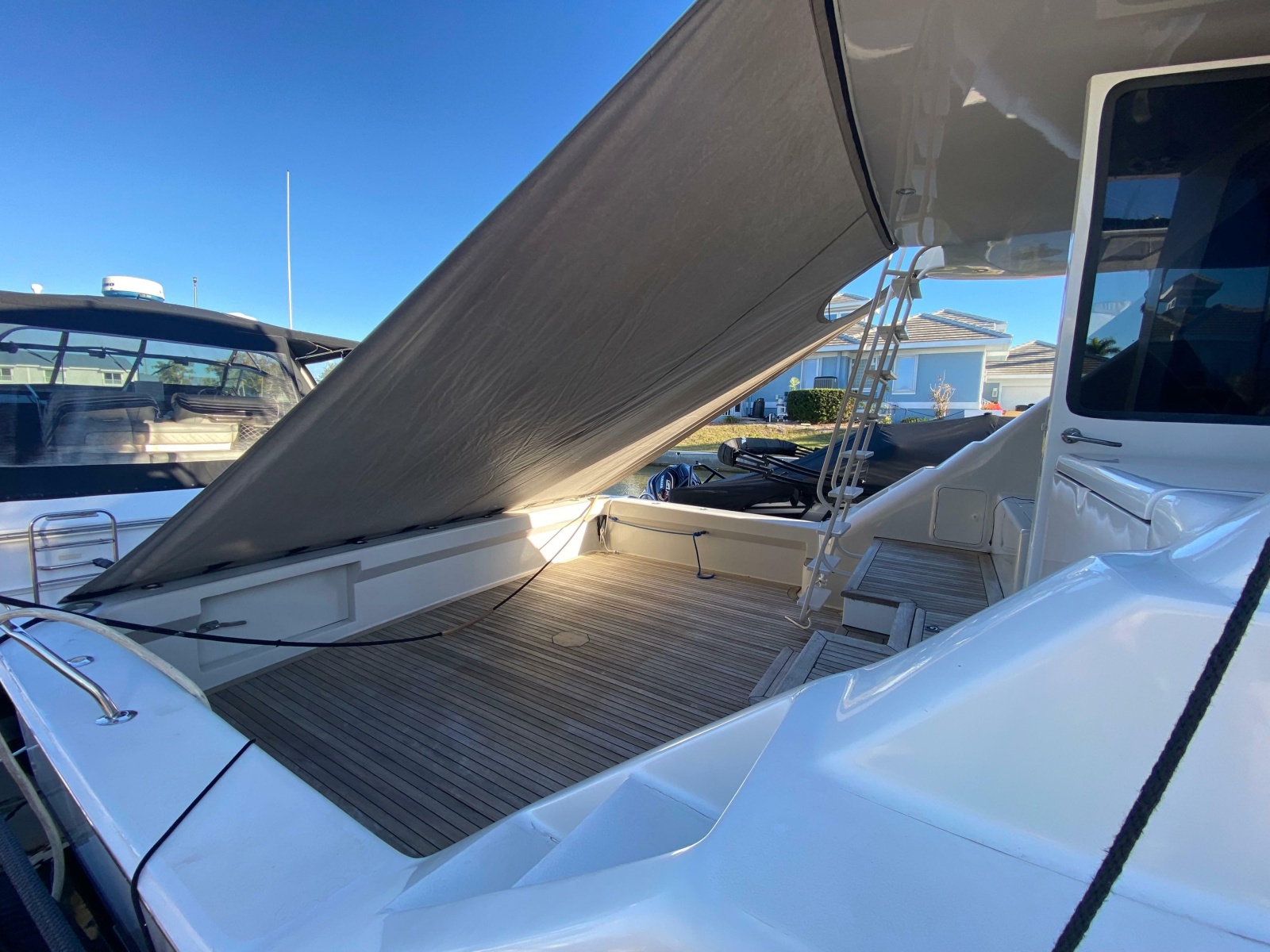 1995 Mares 58 Power Cat