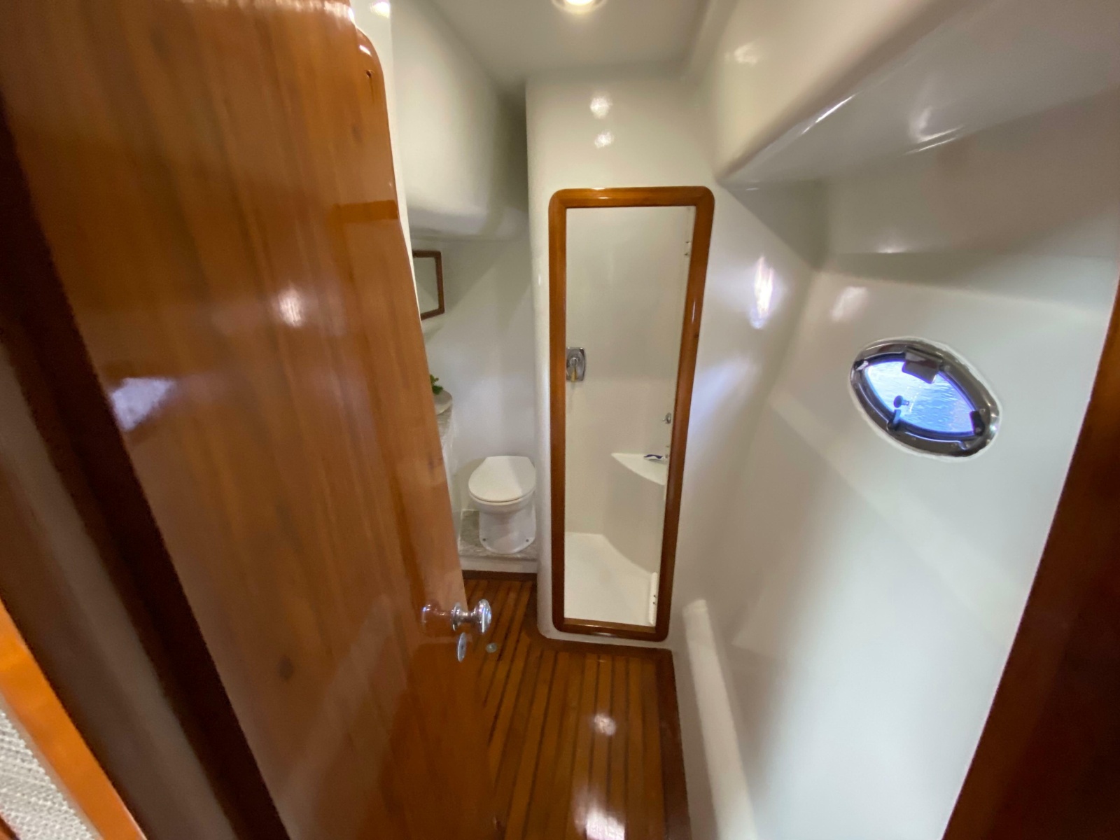 1995 Mares 58 Power Cat