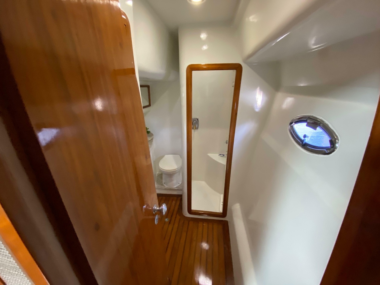 1995 Mares 58 Power Cat