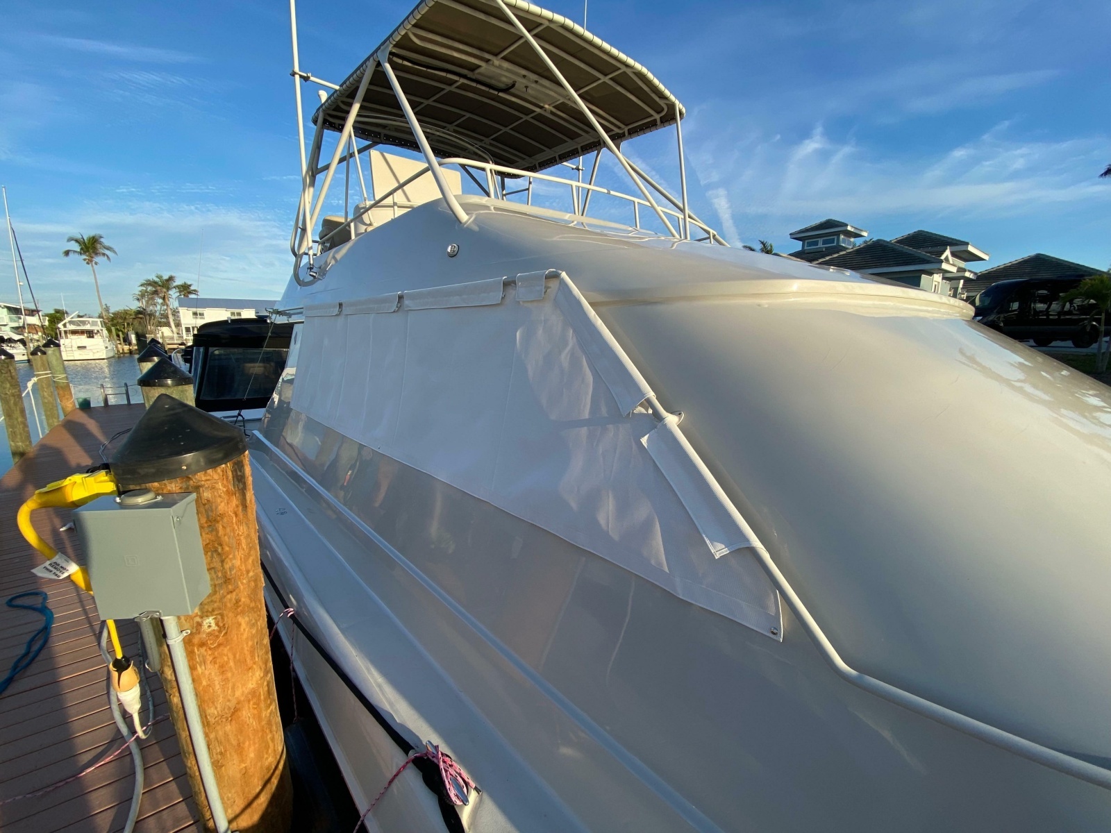 1995 Mares 58 Power Cat