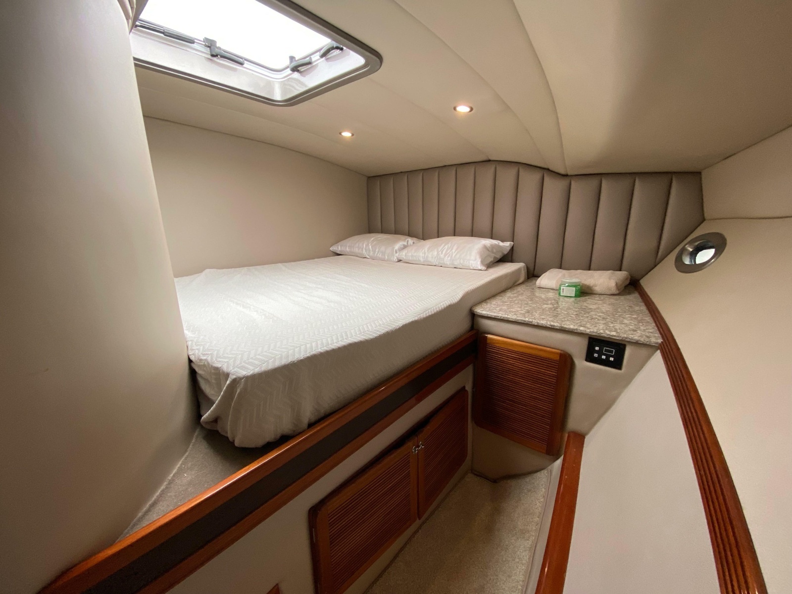 1995 Mares 58 Power Cat