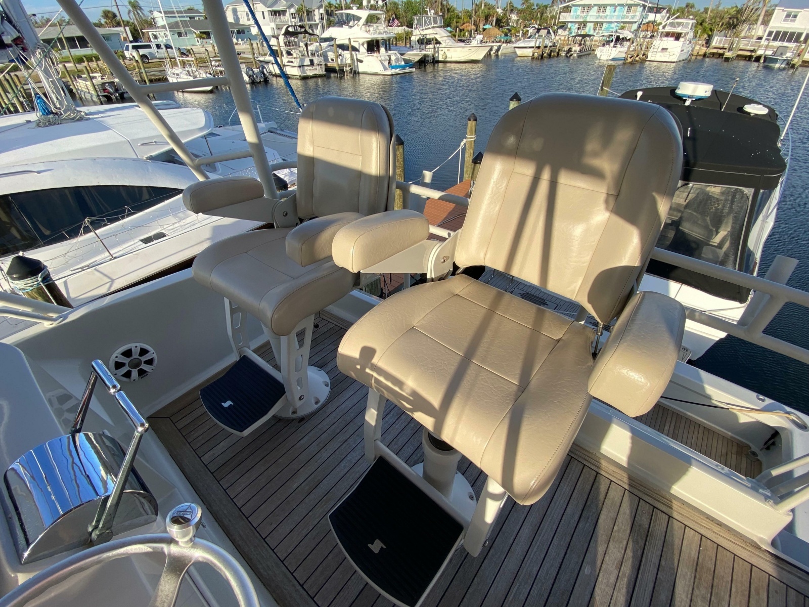 1995 Mares 58 Power Cat