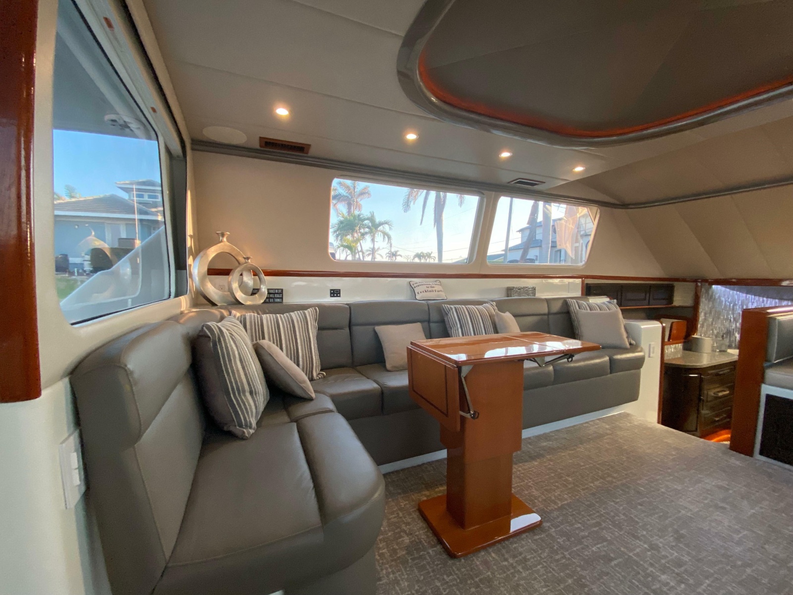 1995 Mares 58 Power Cat